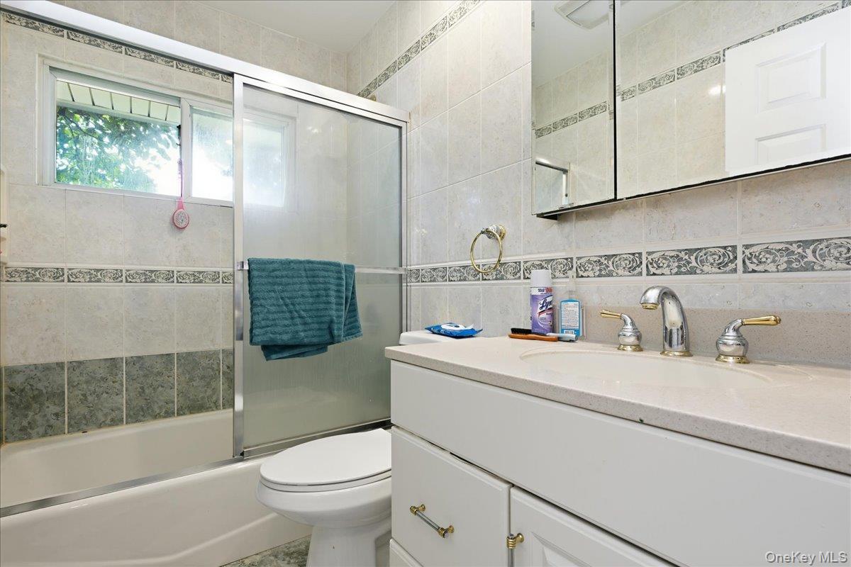 64 Bridle Lane – For Sale photo 13
