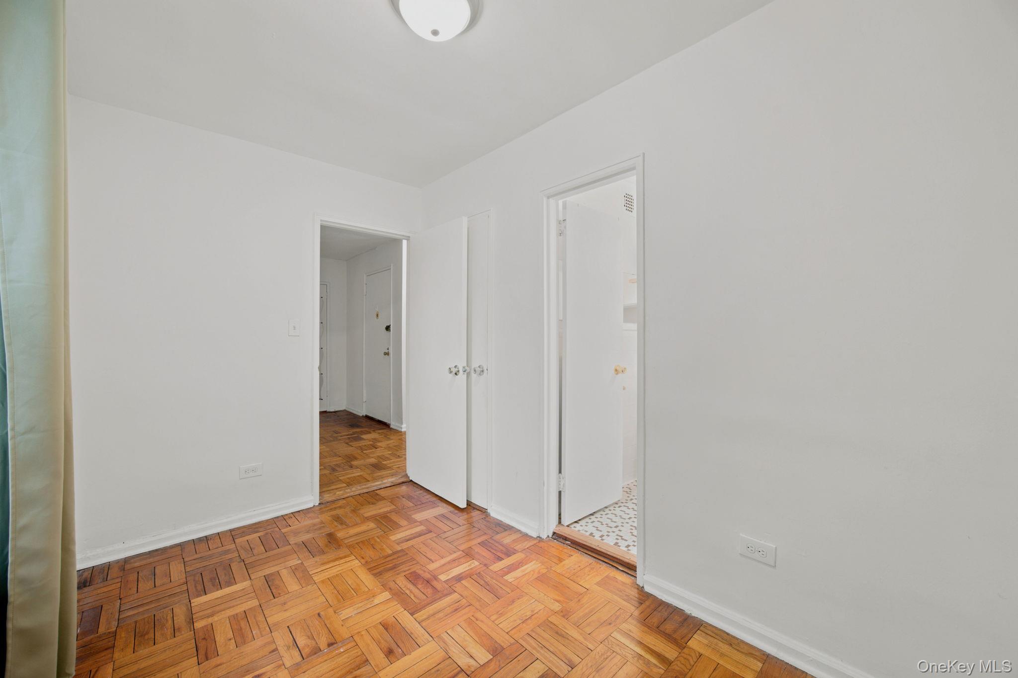 50-22 40th Street, Unit 1A photo 5
