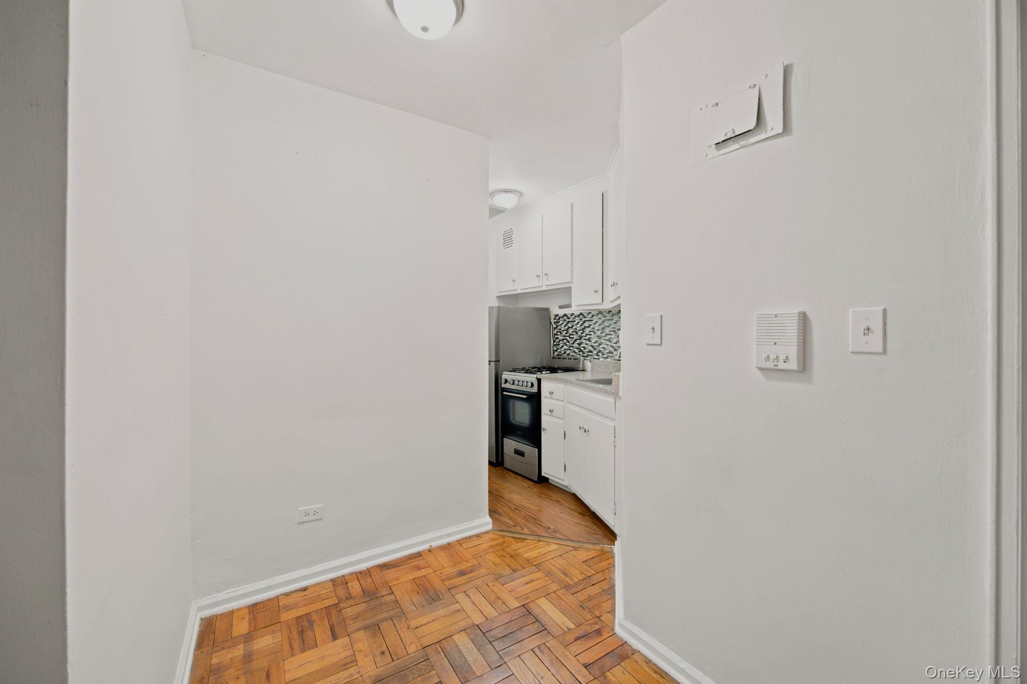 50-22 40th Street, Unit 1A photo 6