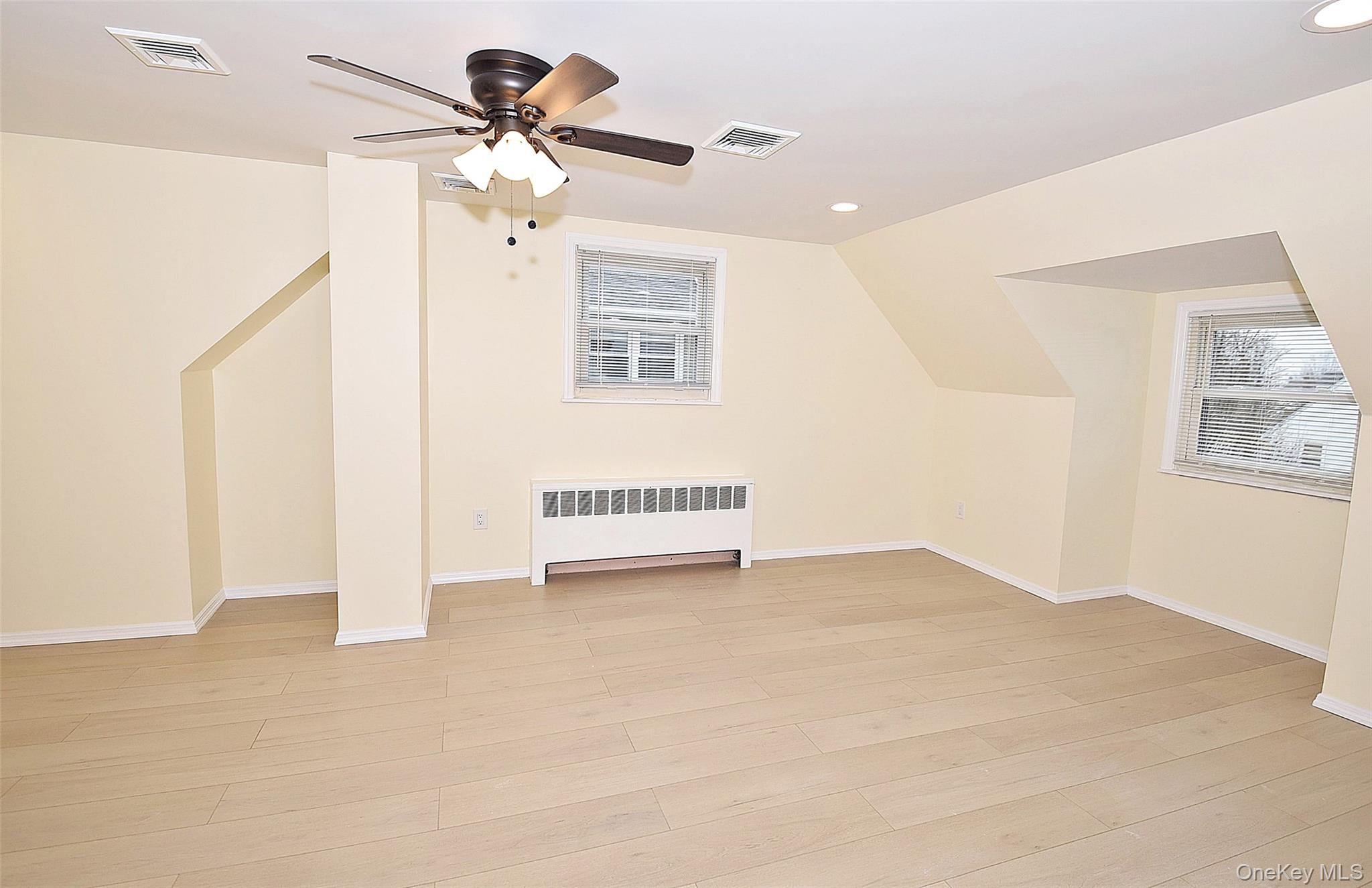 37 Amby Avenue – For Rent photo 9