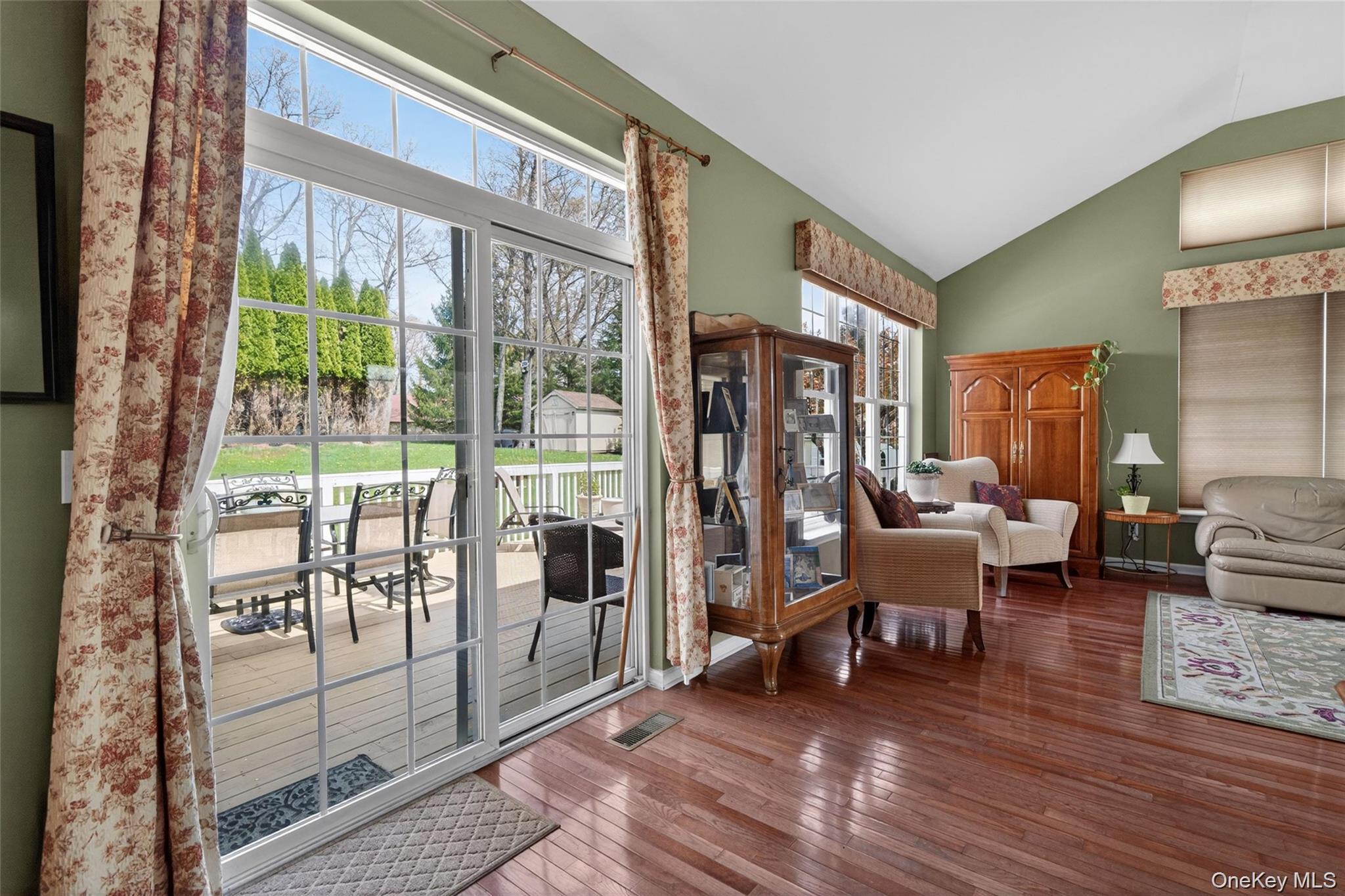 17 Oldwyck Crescent – For Sale photo 21