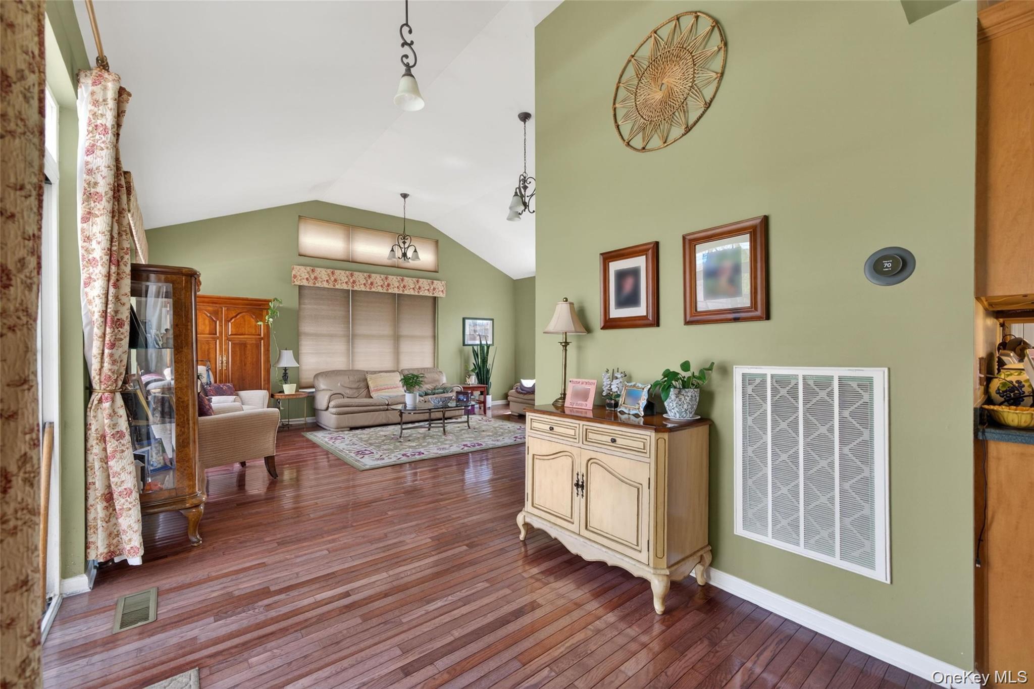 17 Oldwyck Crescent – For Sale photo 20