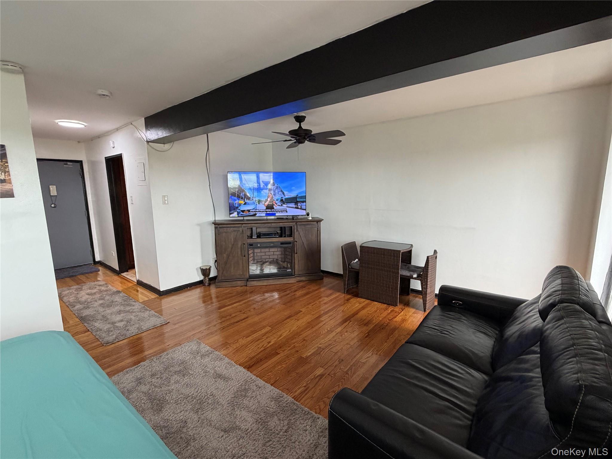 86-10 151 Avenue, Unit 6N photo 4