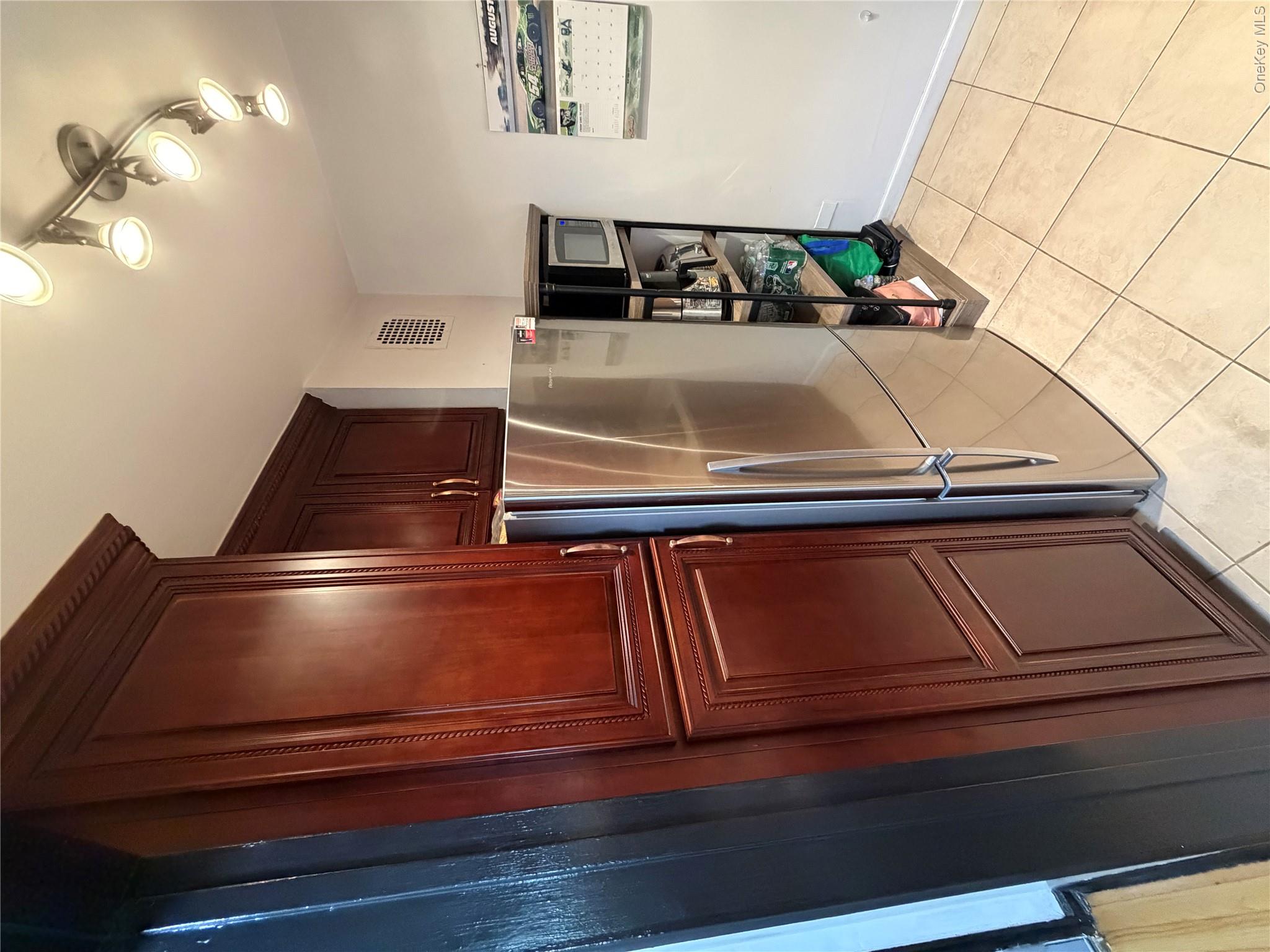 86-10 151 Avenue, Unit 6N photo 9