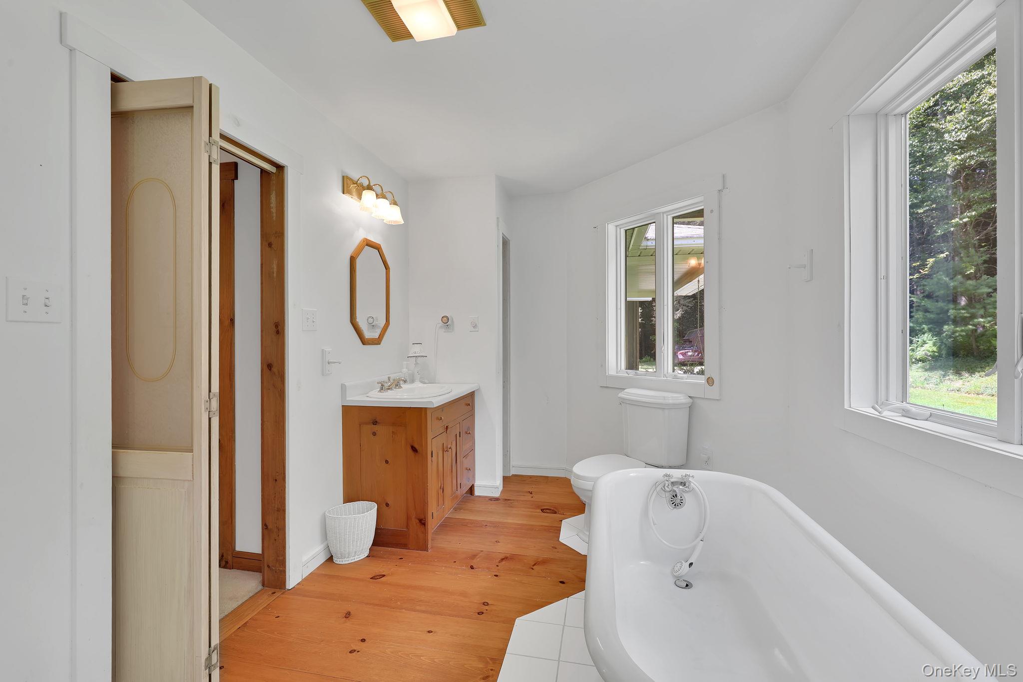 2735 Denning Road – For Sale photo 28