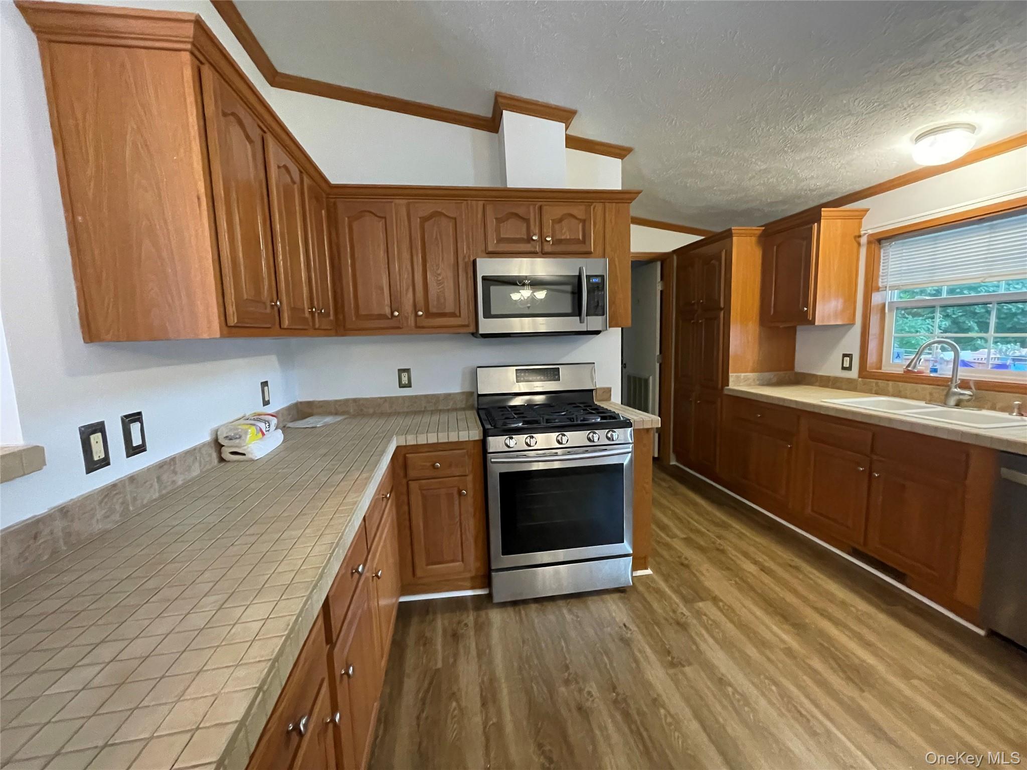 52 Osborne Hill Road, Unit #2 photo 5