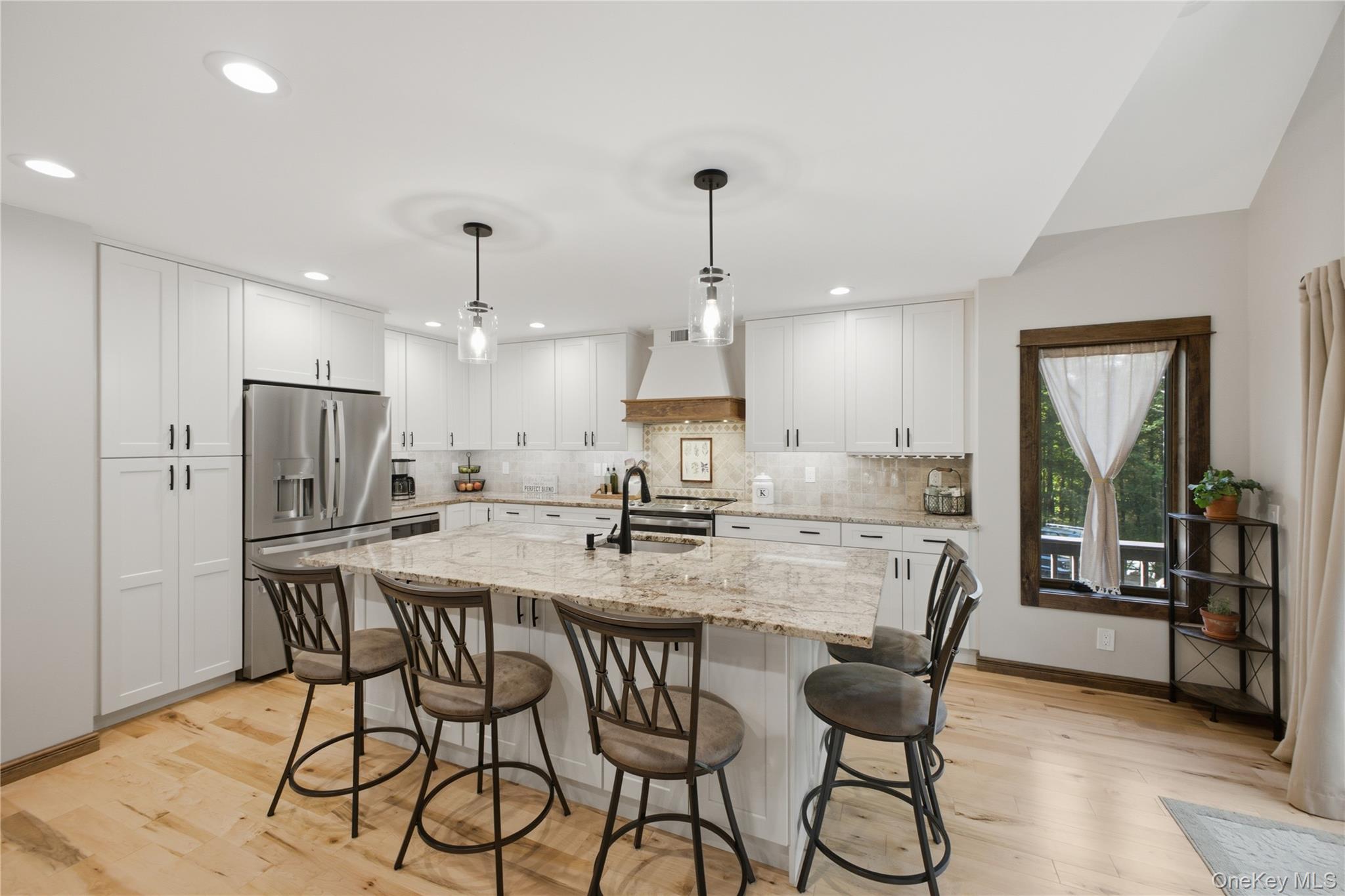 1179 Lake Avenue – For Sale photo 6