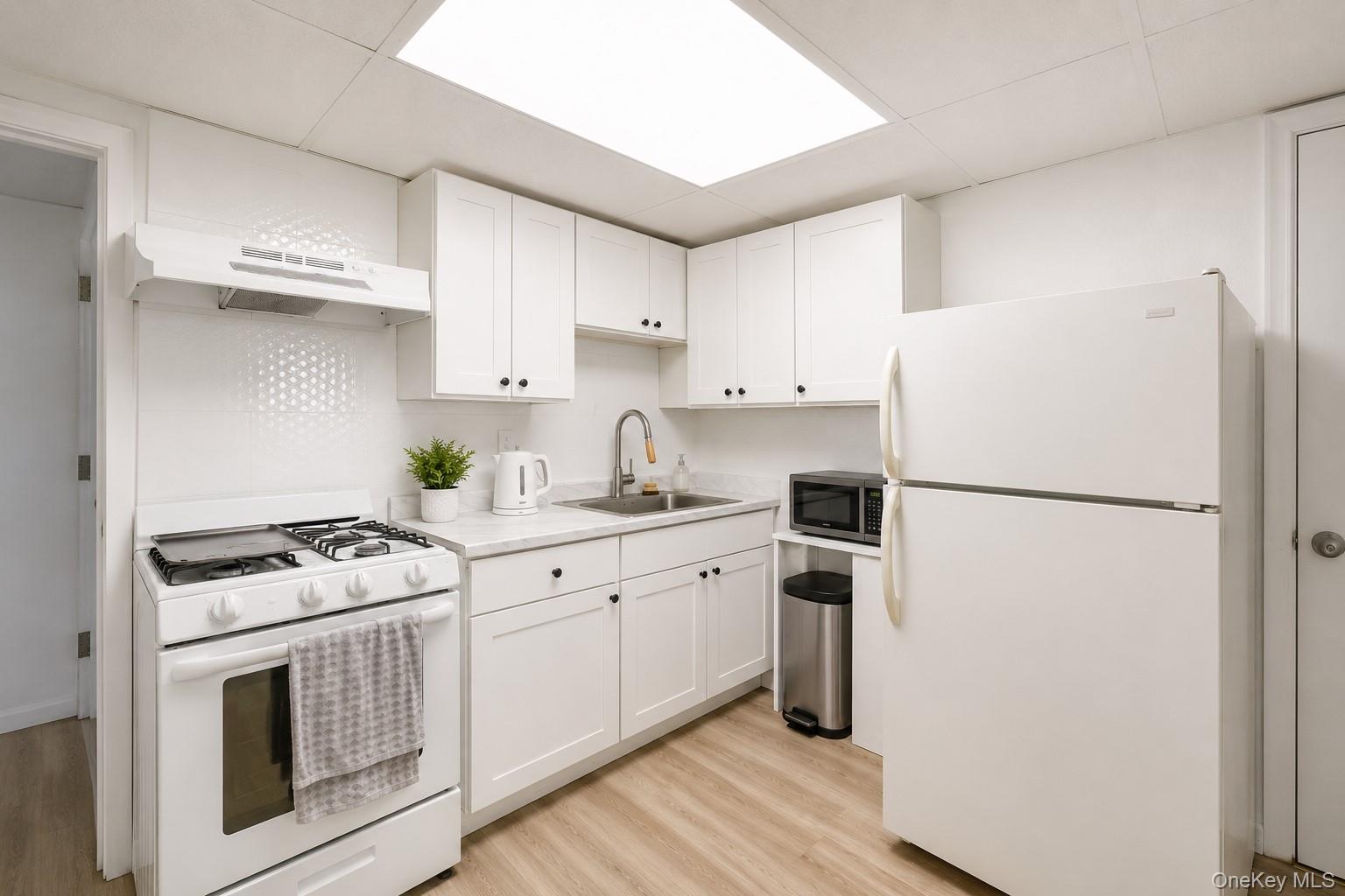 337-339 State Route 17M, Unit 1.5 photo 17