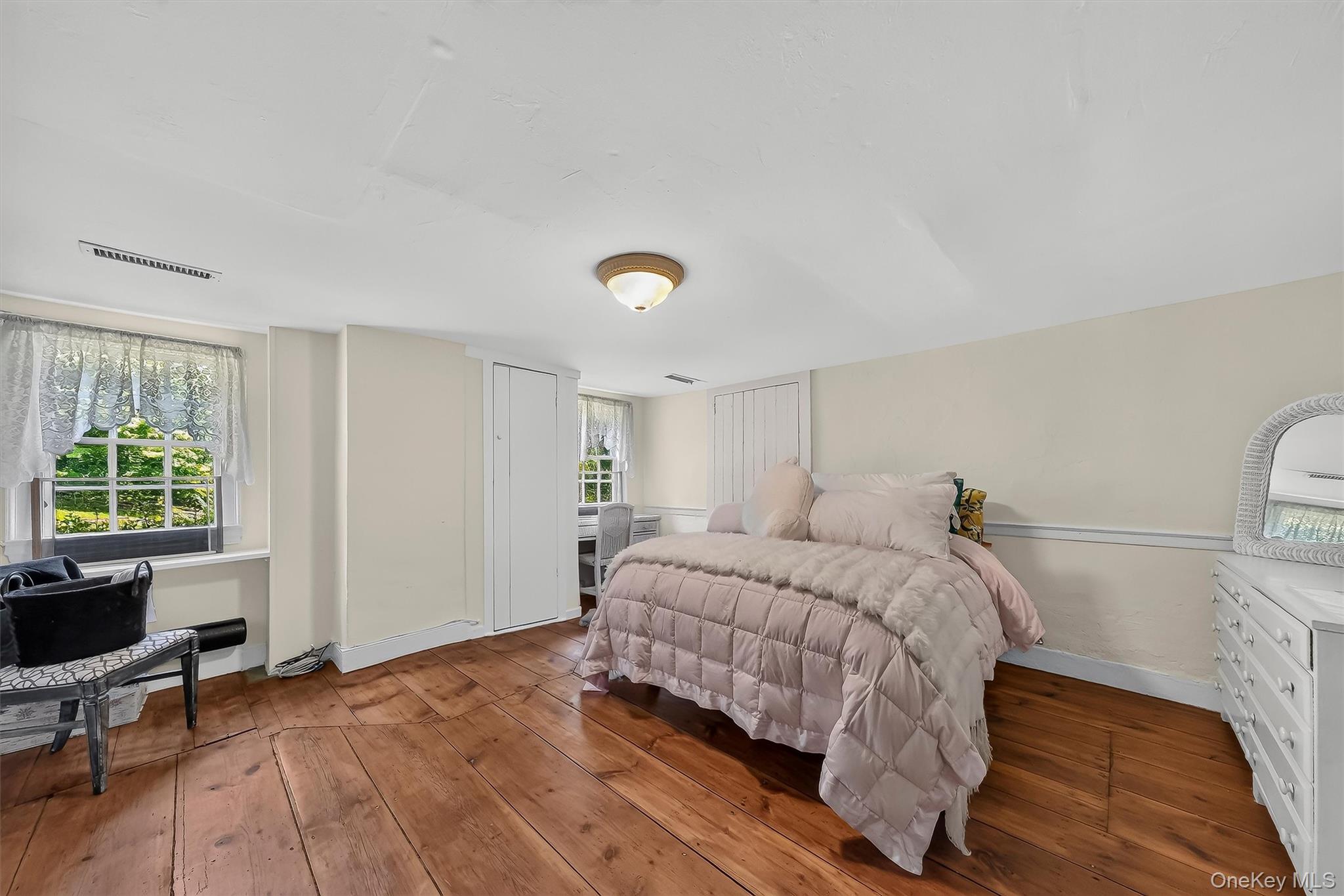 15 Inningwood Road – For Sale photo 28