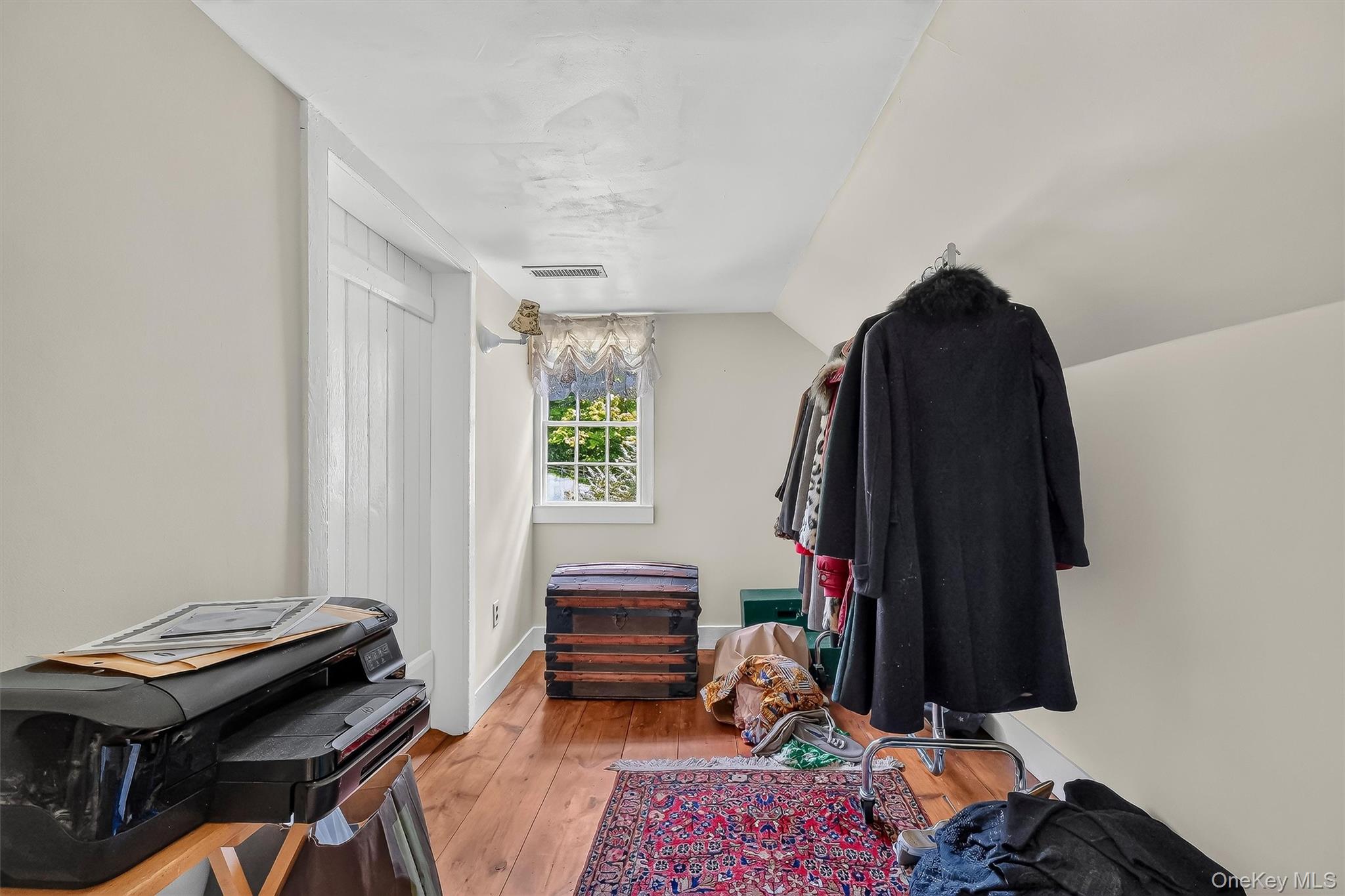 15 Inningwood Road – For Sale photo 30