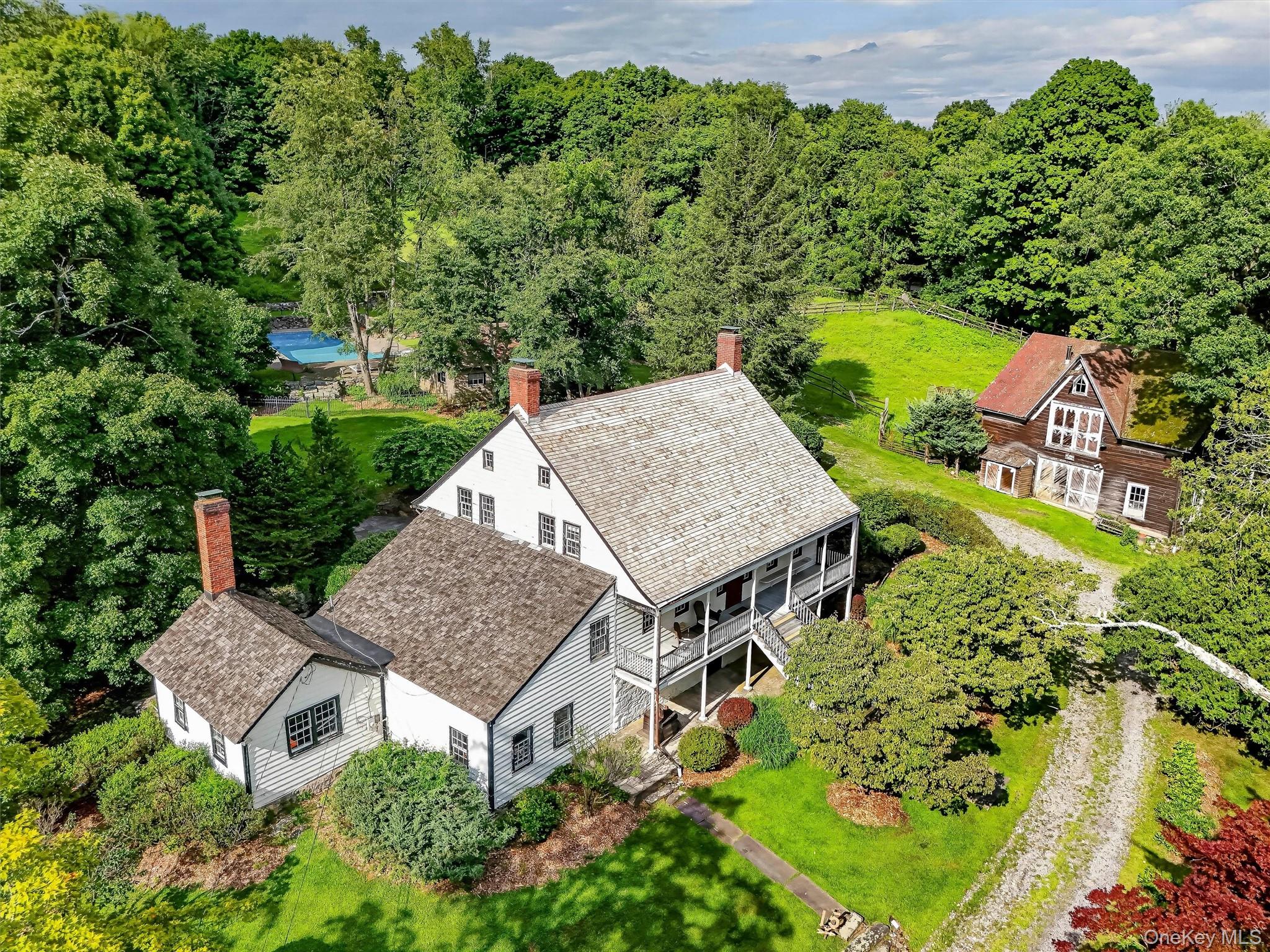 15 Inningwood Road – For Sale