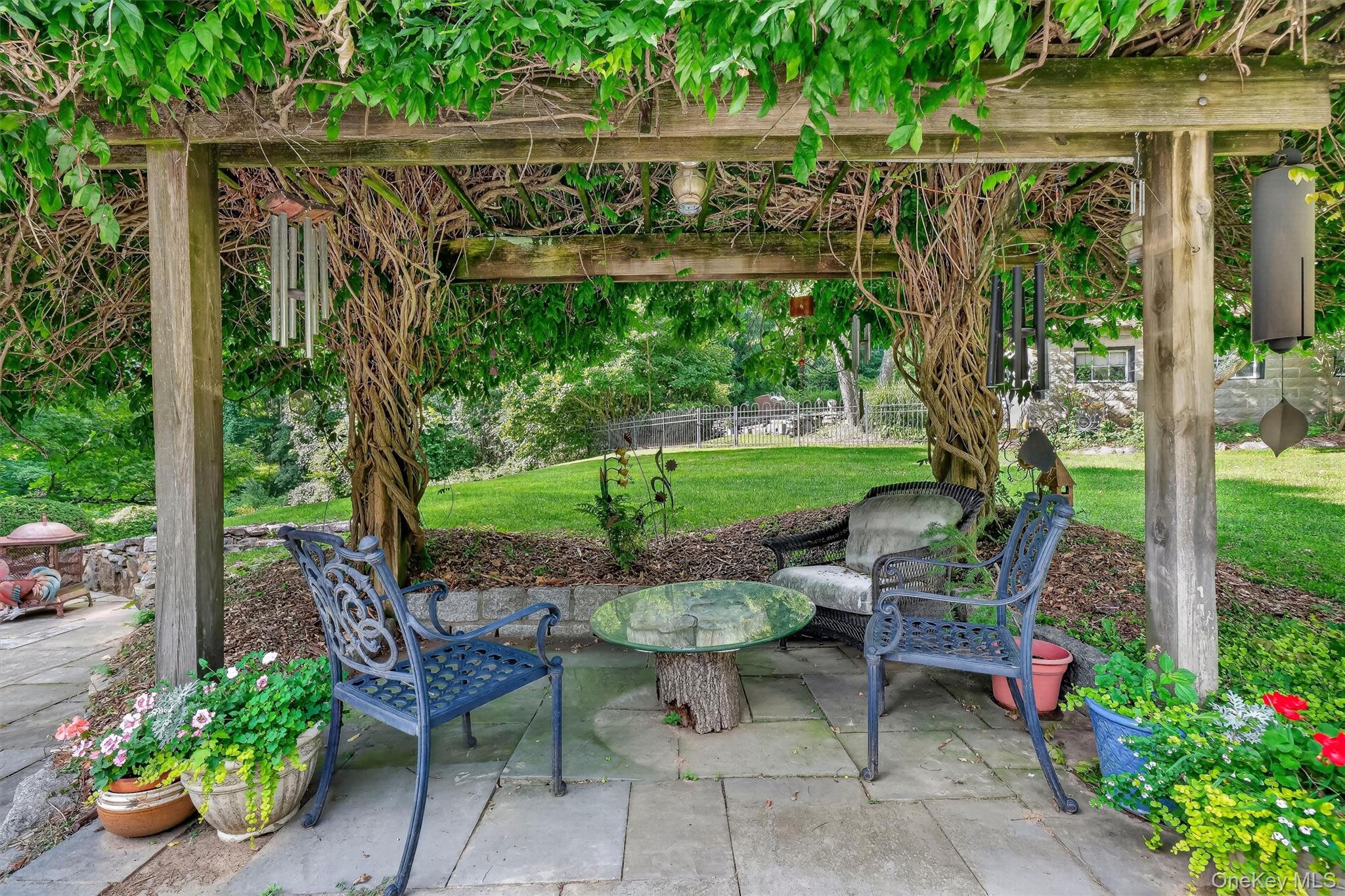 15 Inningwood Road – For Sale photo 39