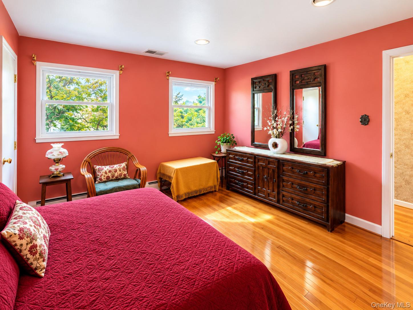 2 Custom Lane – For Sale photo 10