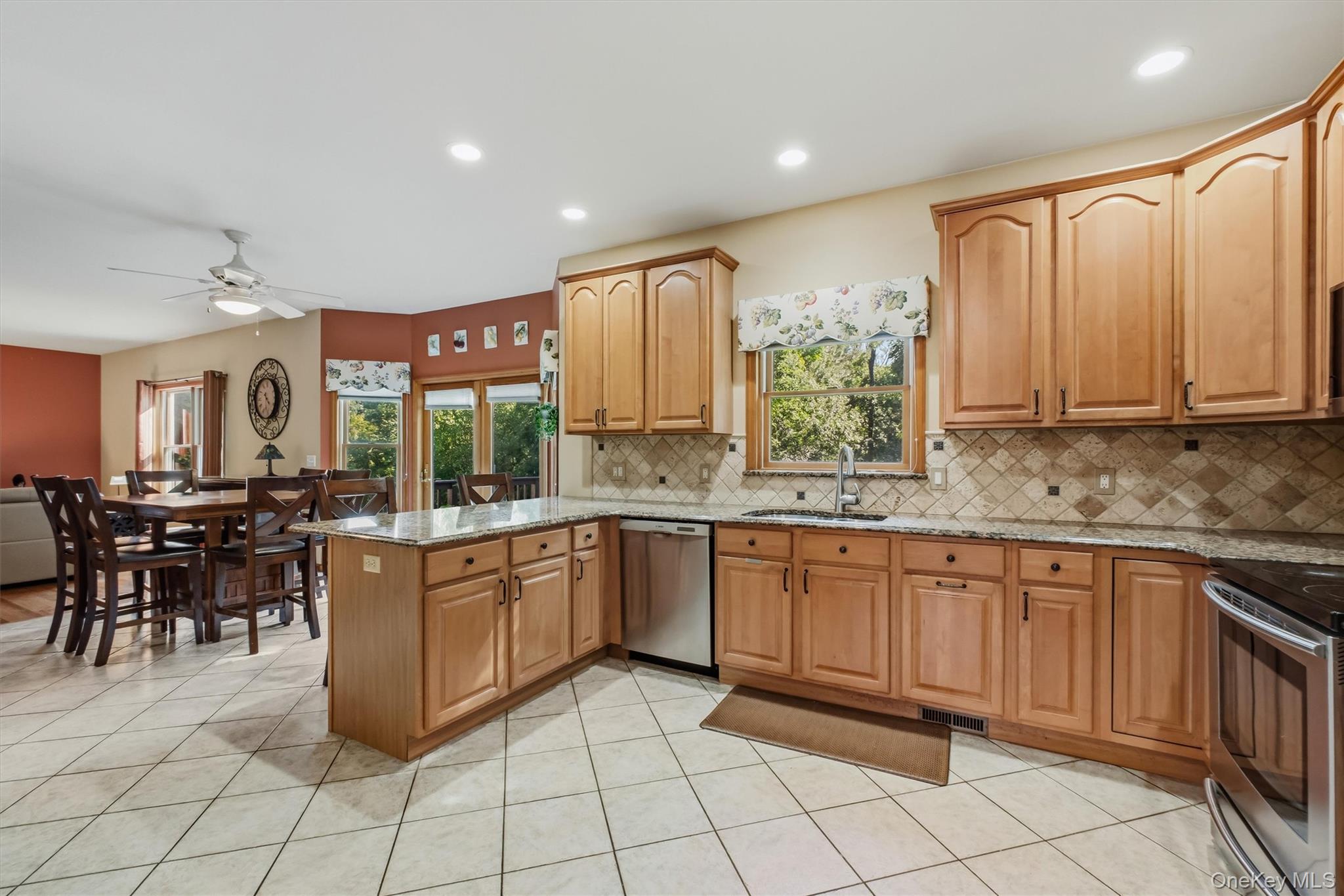 59 Hollyberry Drive – For Sale photo 30