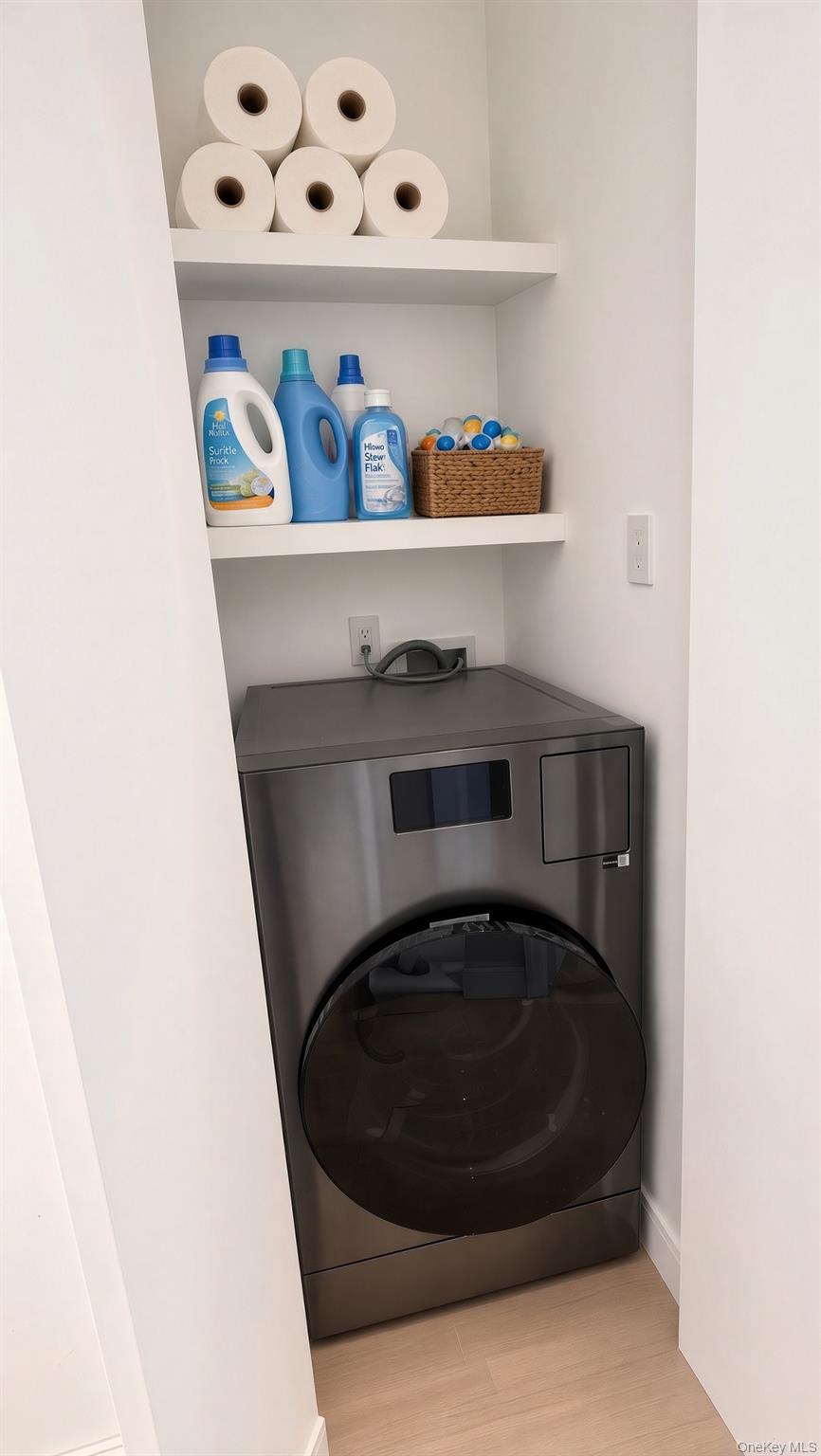 437 W 43rd Street, Unit 1 photo 6