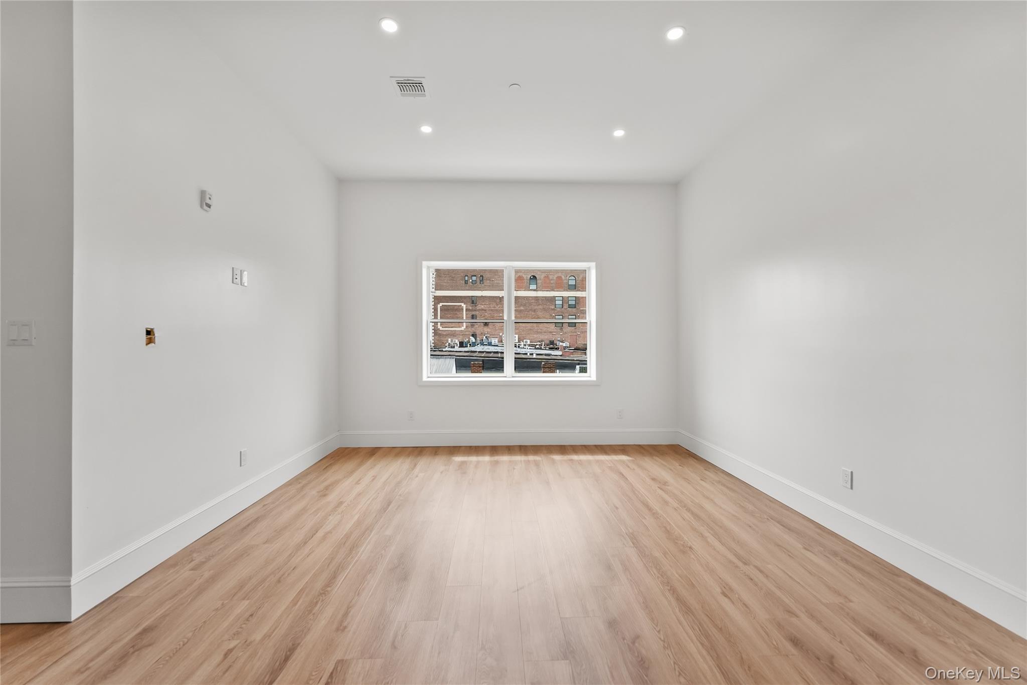 48 North Street, Unit 307 photo 5