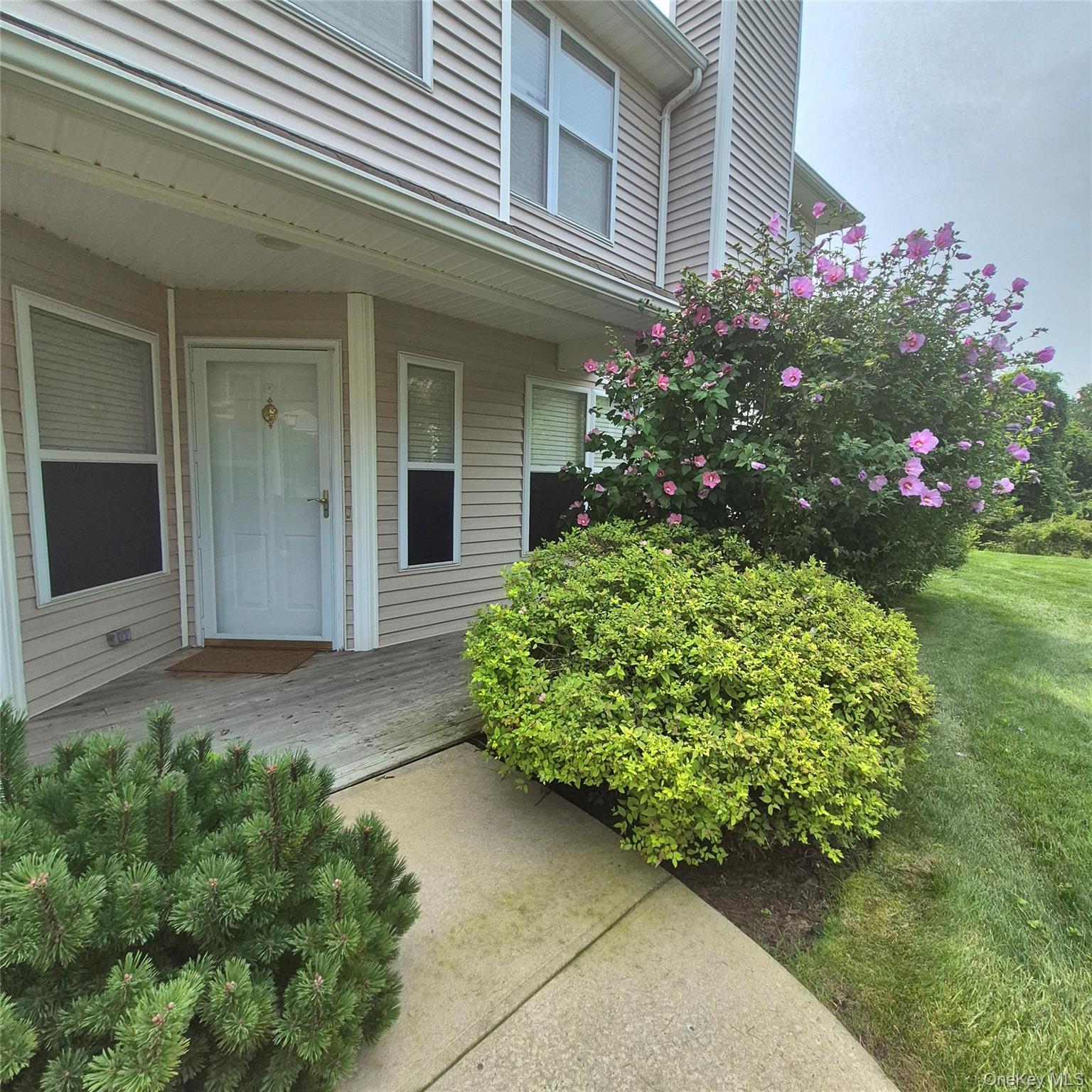 2501 Willow Pond Drive – For Sale
