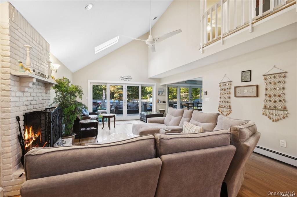 25 Blue Jay Way – For Rent photo 8
