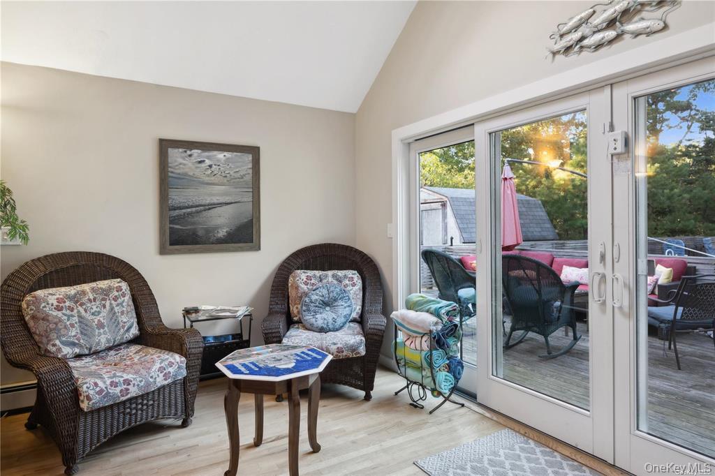 25 Blue Jay Way – For Rent photo 11