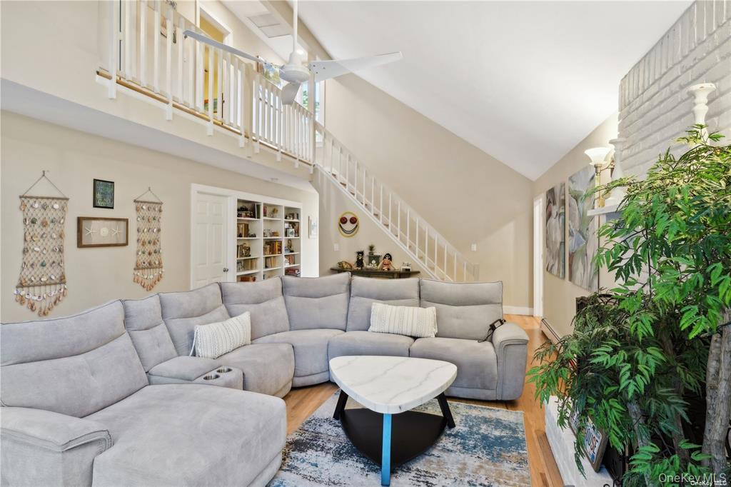 25 Blue Jay Way – For Rent photo 17