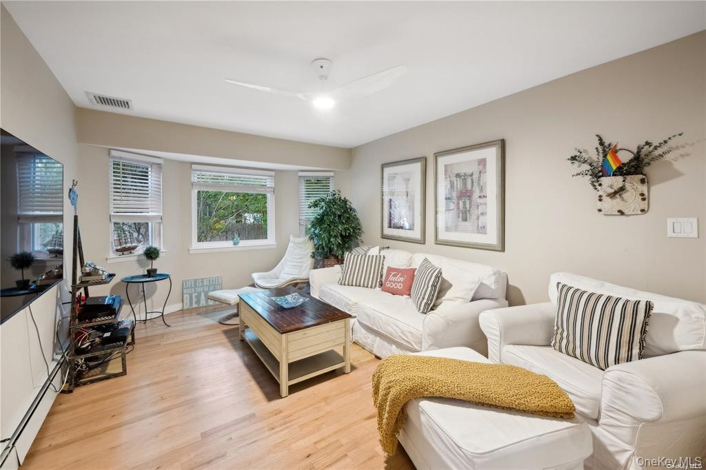 25 Blue Jay Way – For Rent photo 6