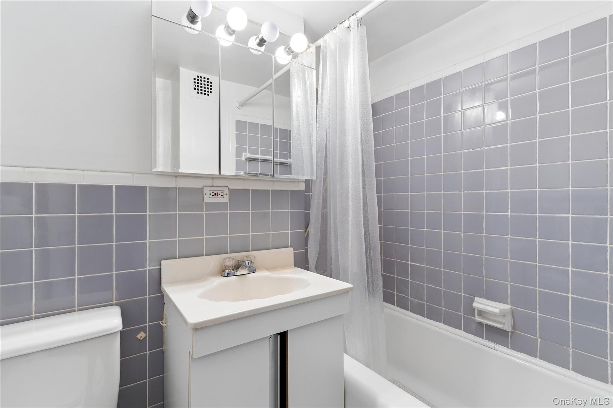97-37 63rd, Unit 6F photo 10