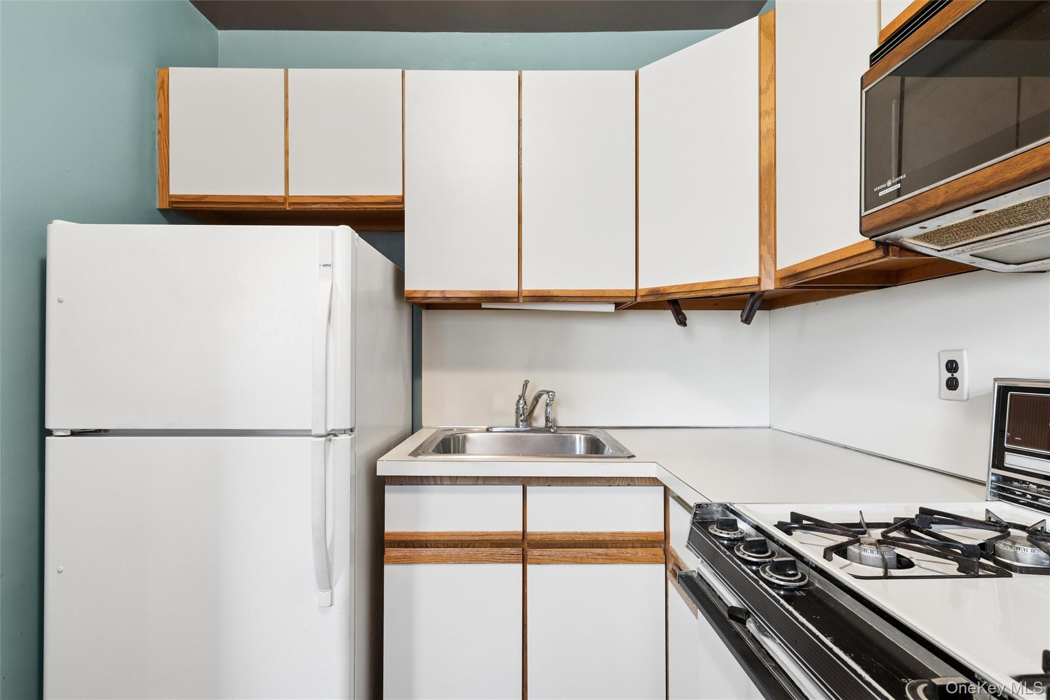 97-37 63rd, Unit 6F photo 12