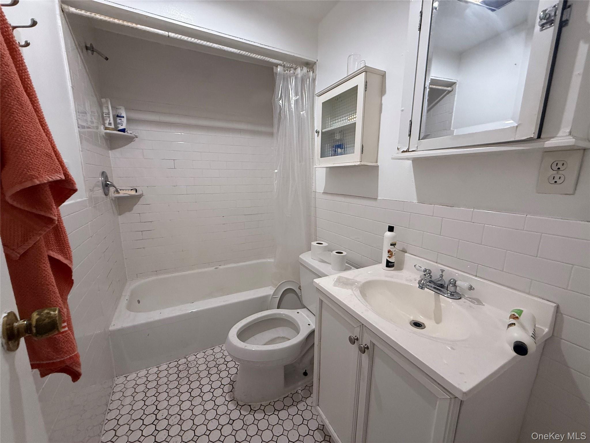 1442 3rd Avenue – For Sale photo 13