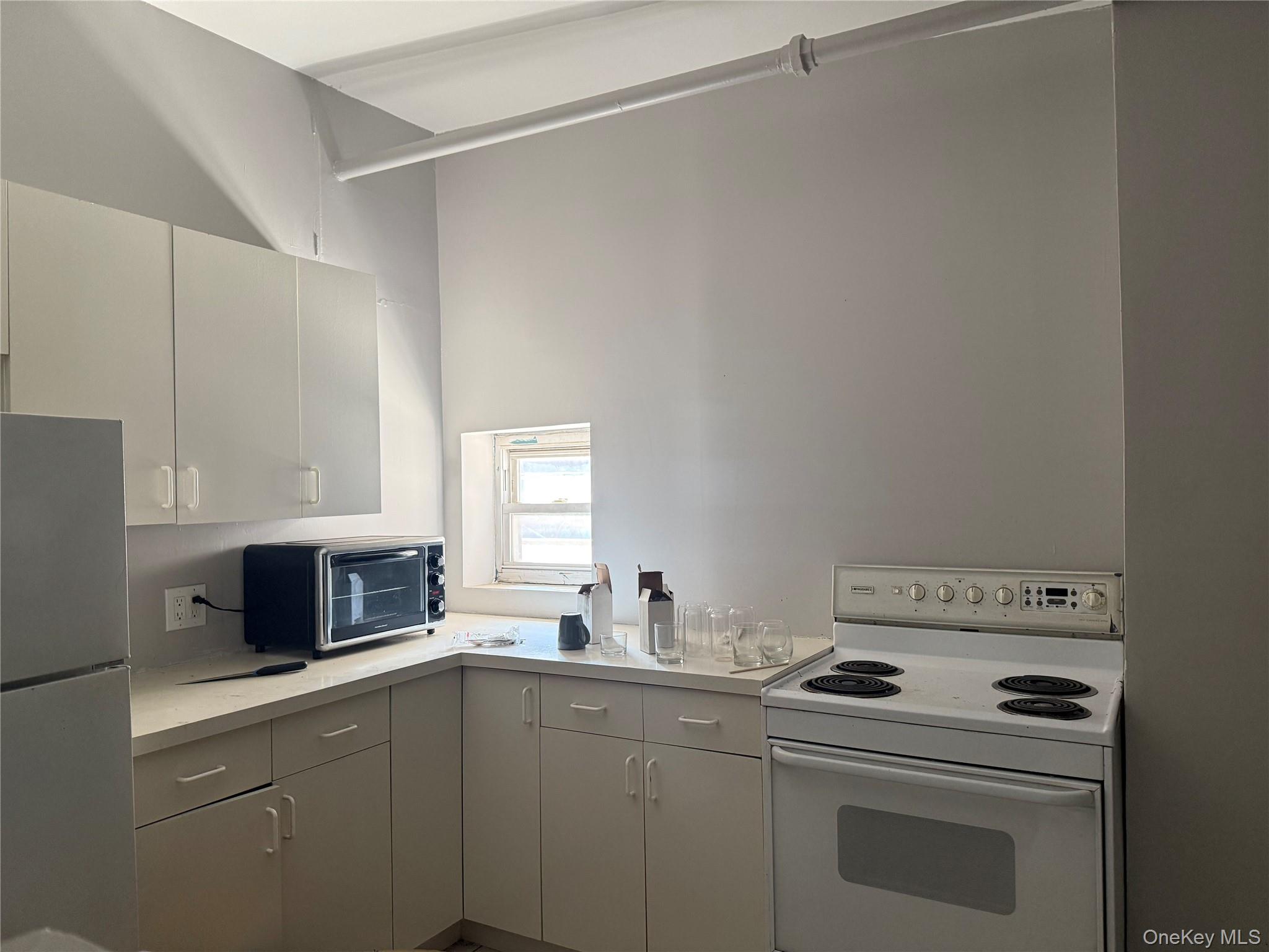 1442 3rd Avenue – For Sale photo 14