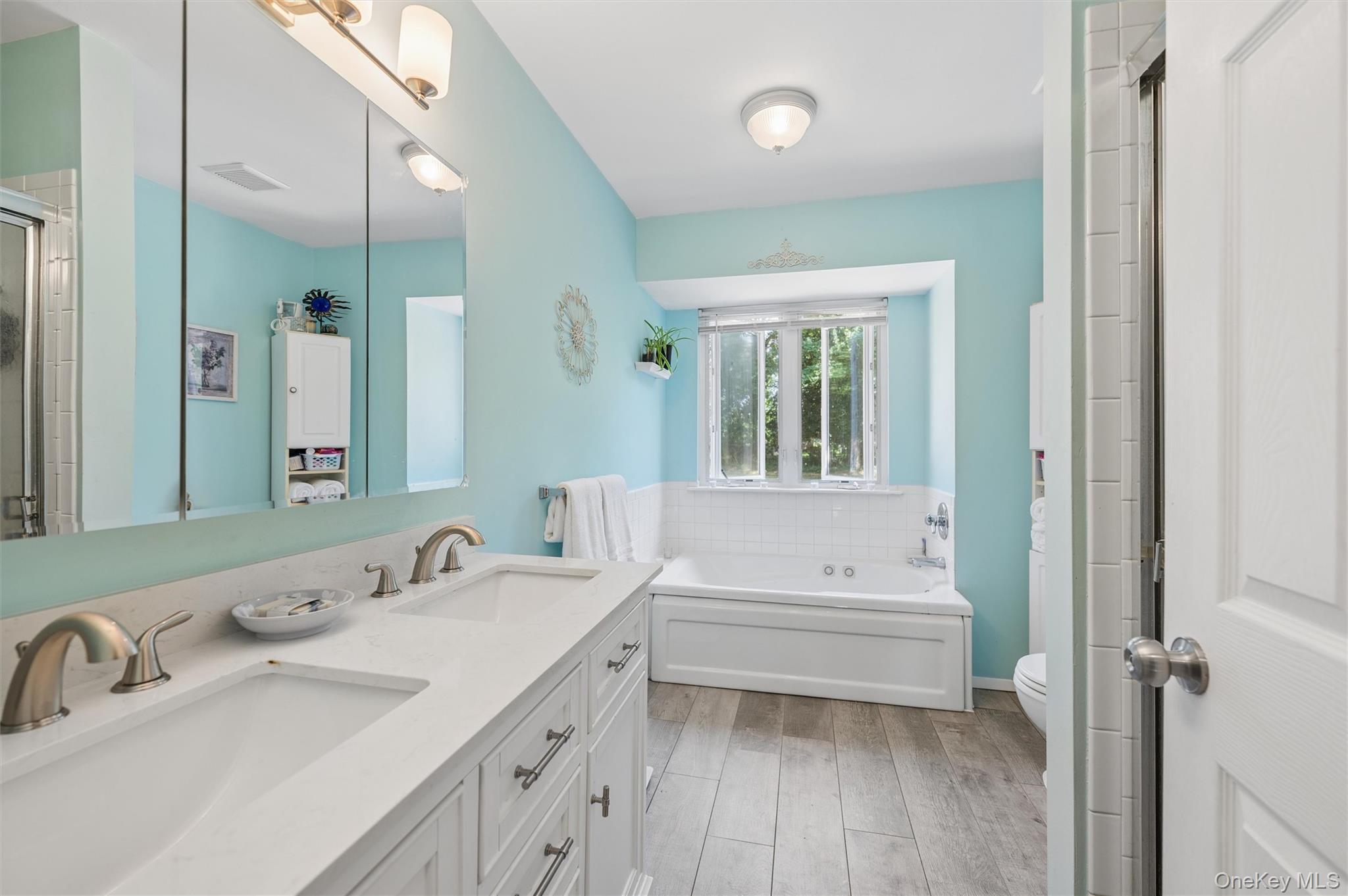7 Jarvis Lane – For Sale photo 11