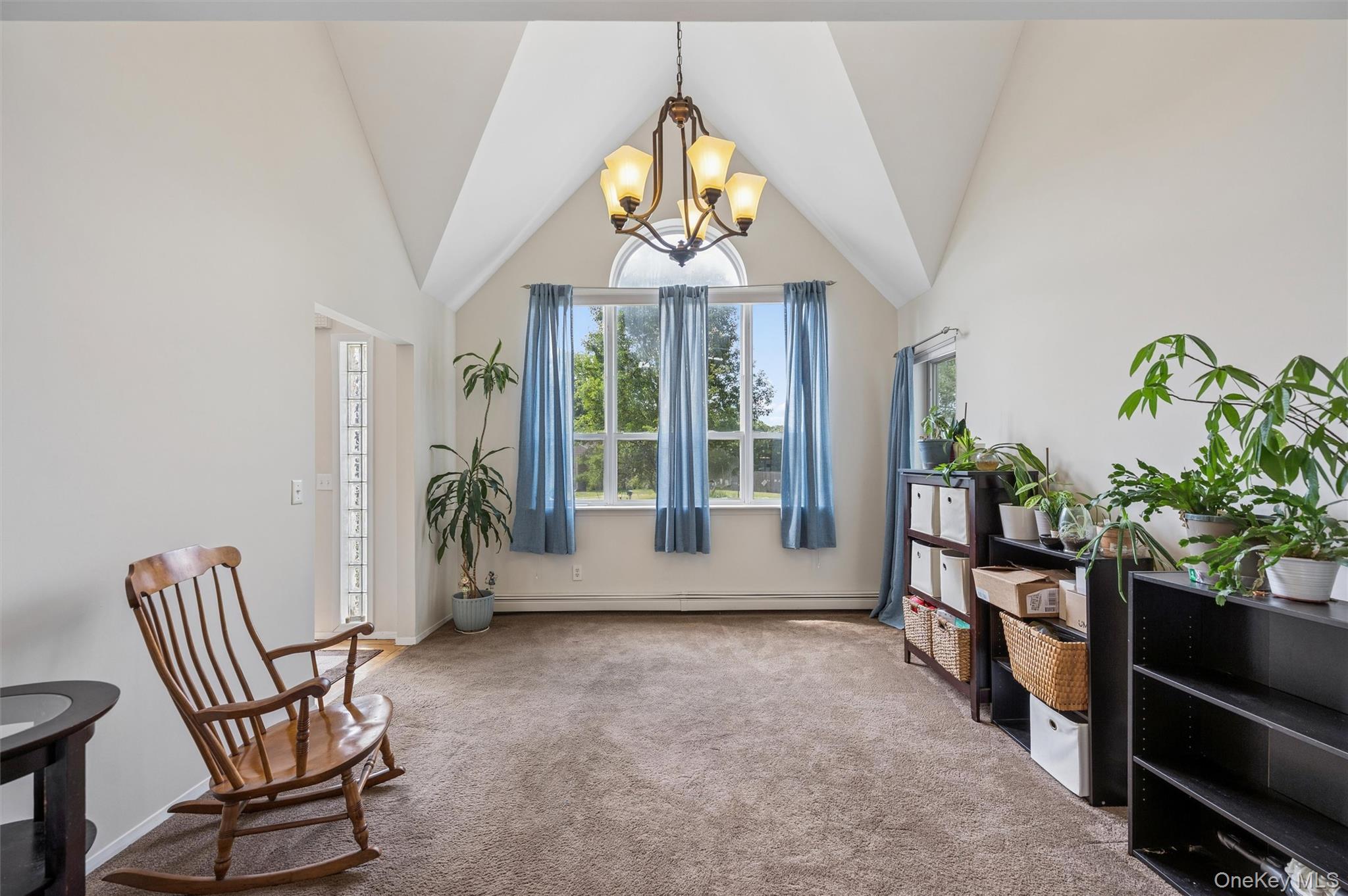 7 Jarvis Lane – For Sale photo 3