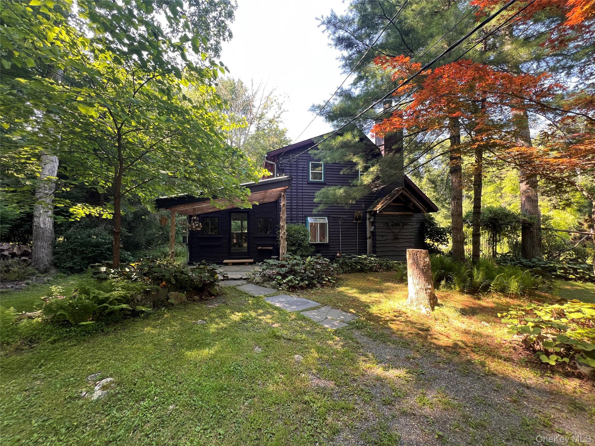 323 Beaverkill Road – For Sale photo 2