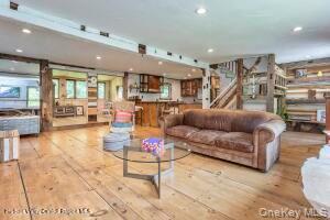 323 Beaverkill Road – For Sale photo 18