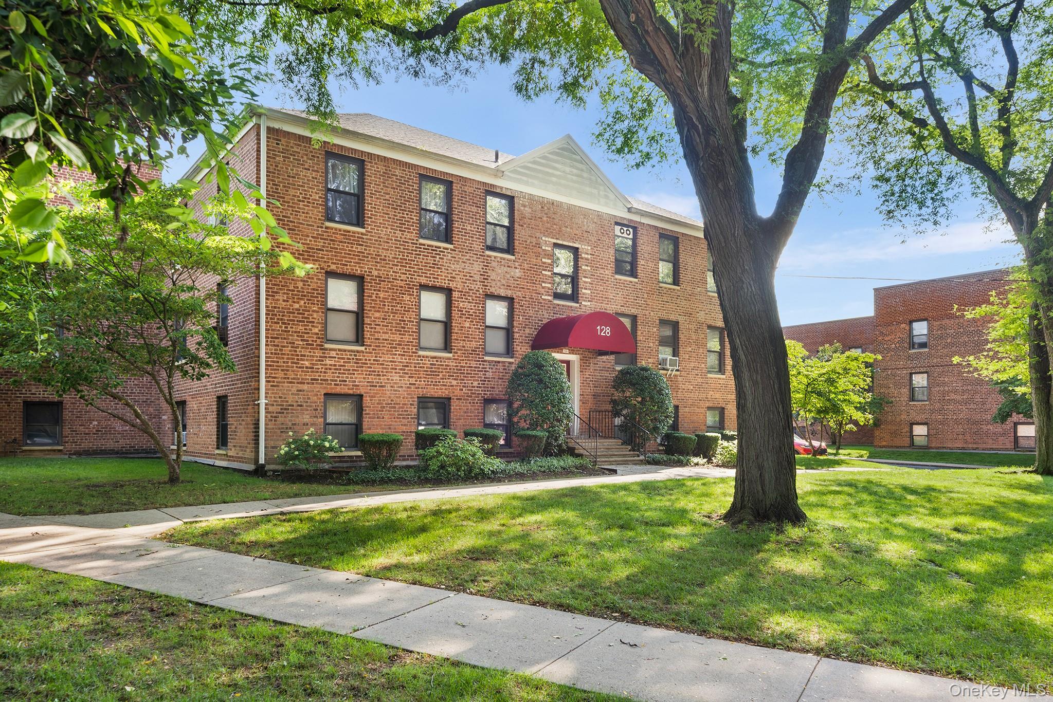 128 Richbell Road, Unit B4 photo 3