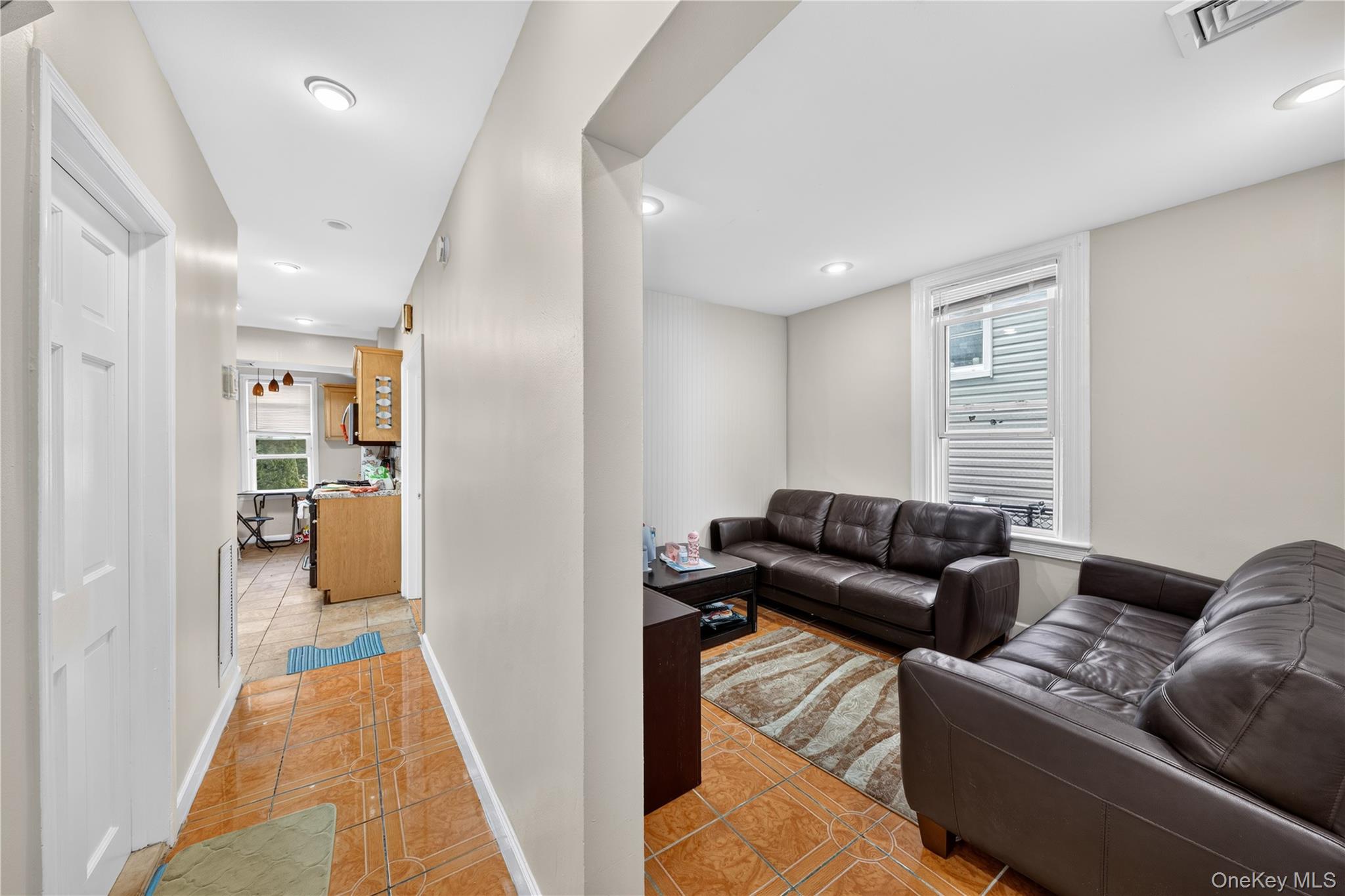 7630 Park Lane South – For Sale photo 11