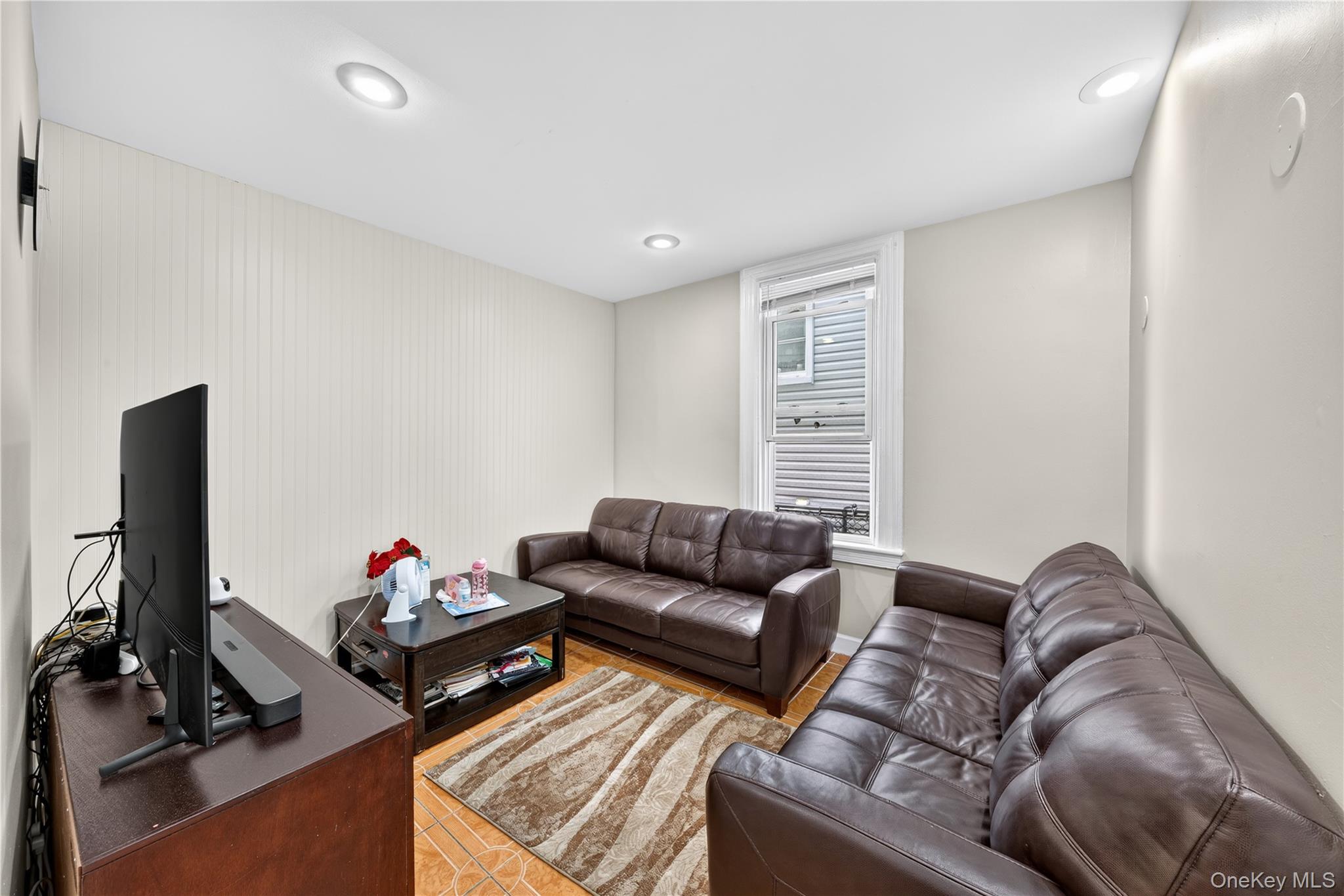 7630 Park Lane South – For Sale photo 10