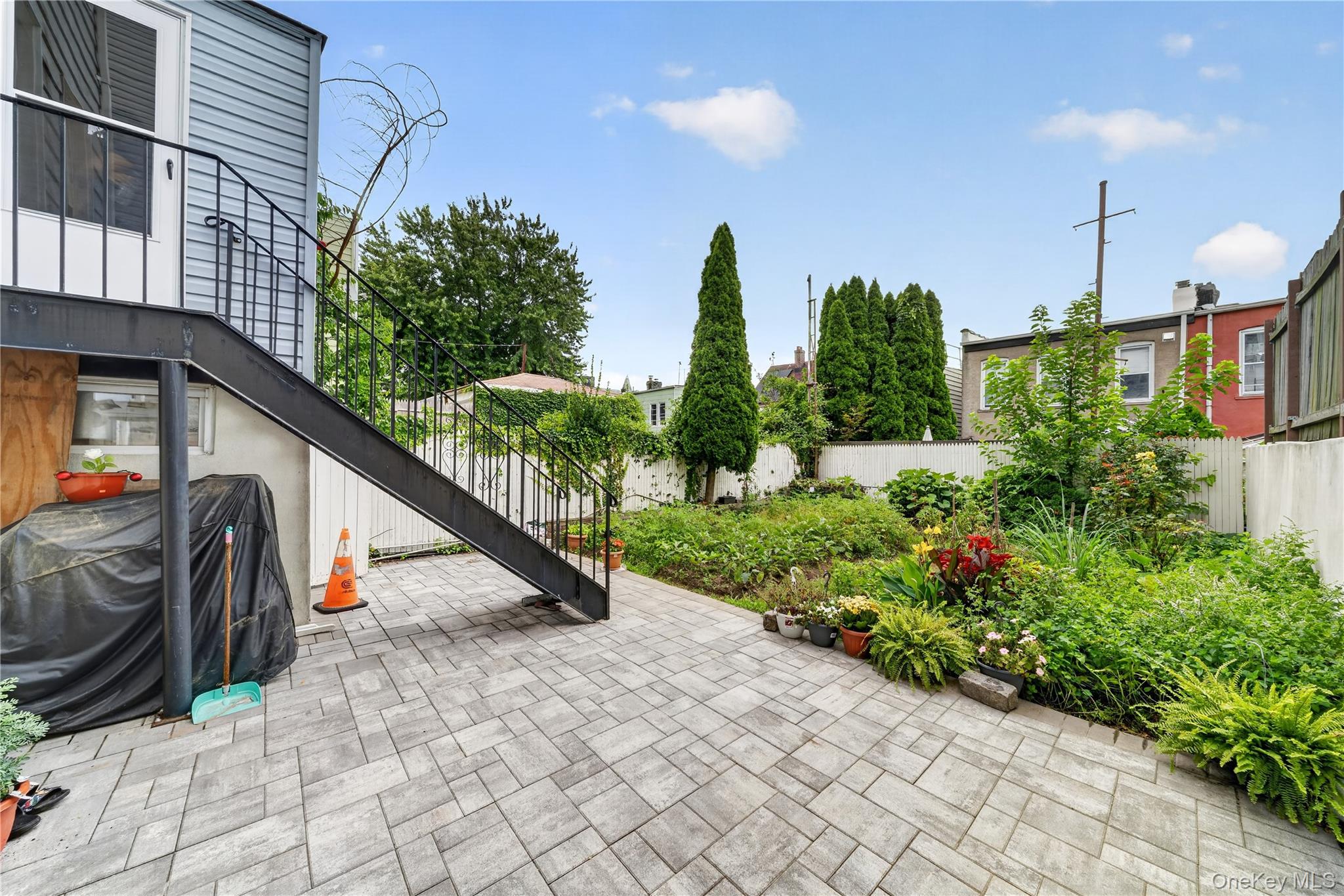 7630 Park Lane South – For Sale photo 19