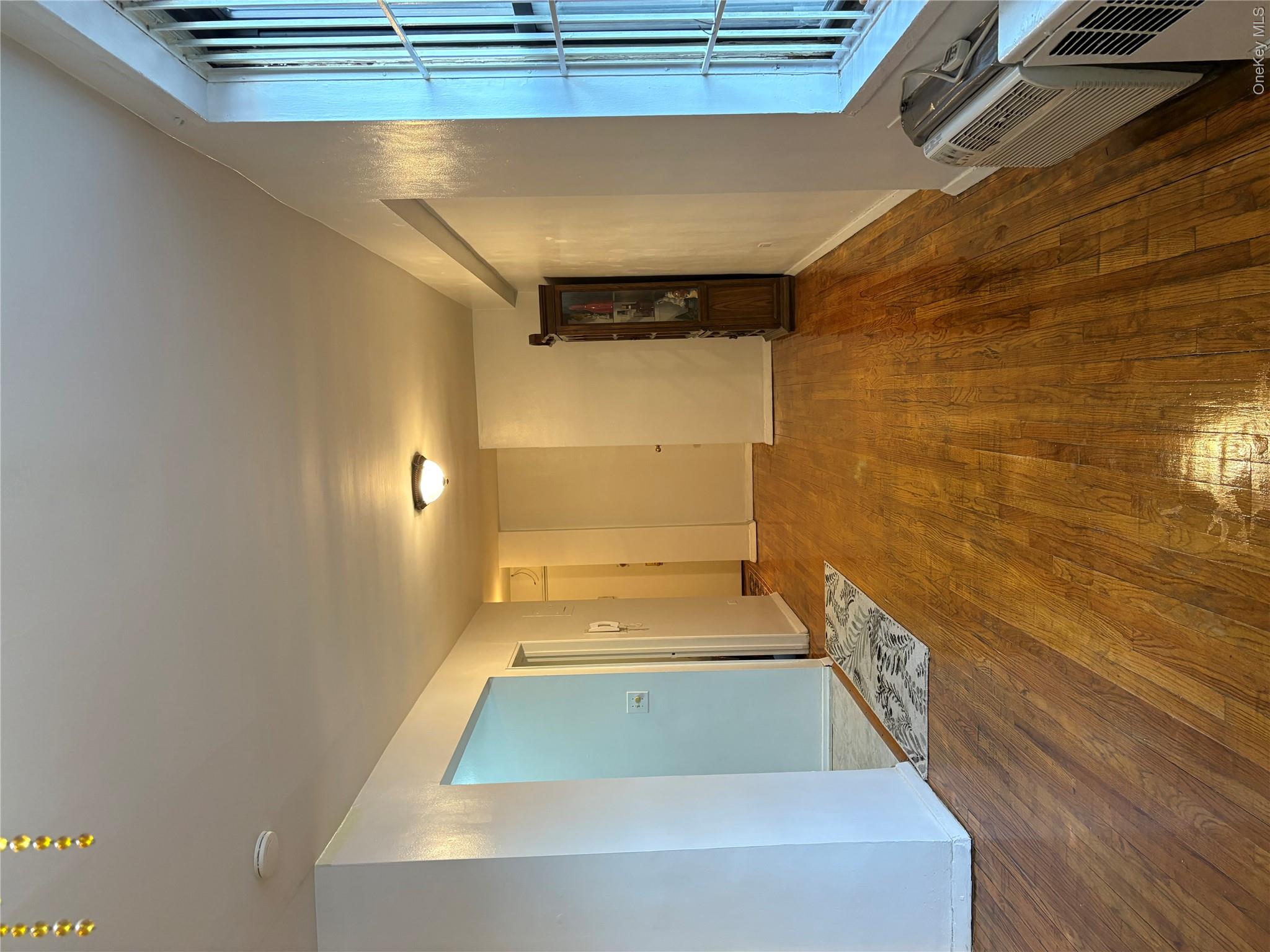 41-31 51st Street, Unit 6M photo 2