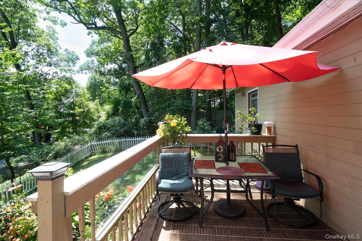 42 Deer Trail S – For Sale photo 40