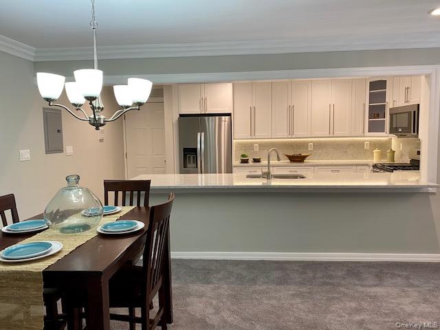 85 Westwood Drive, Unit 110 photo 4