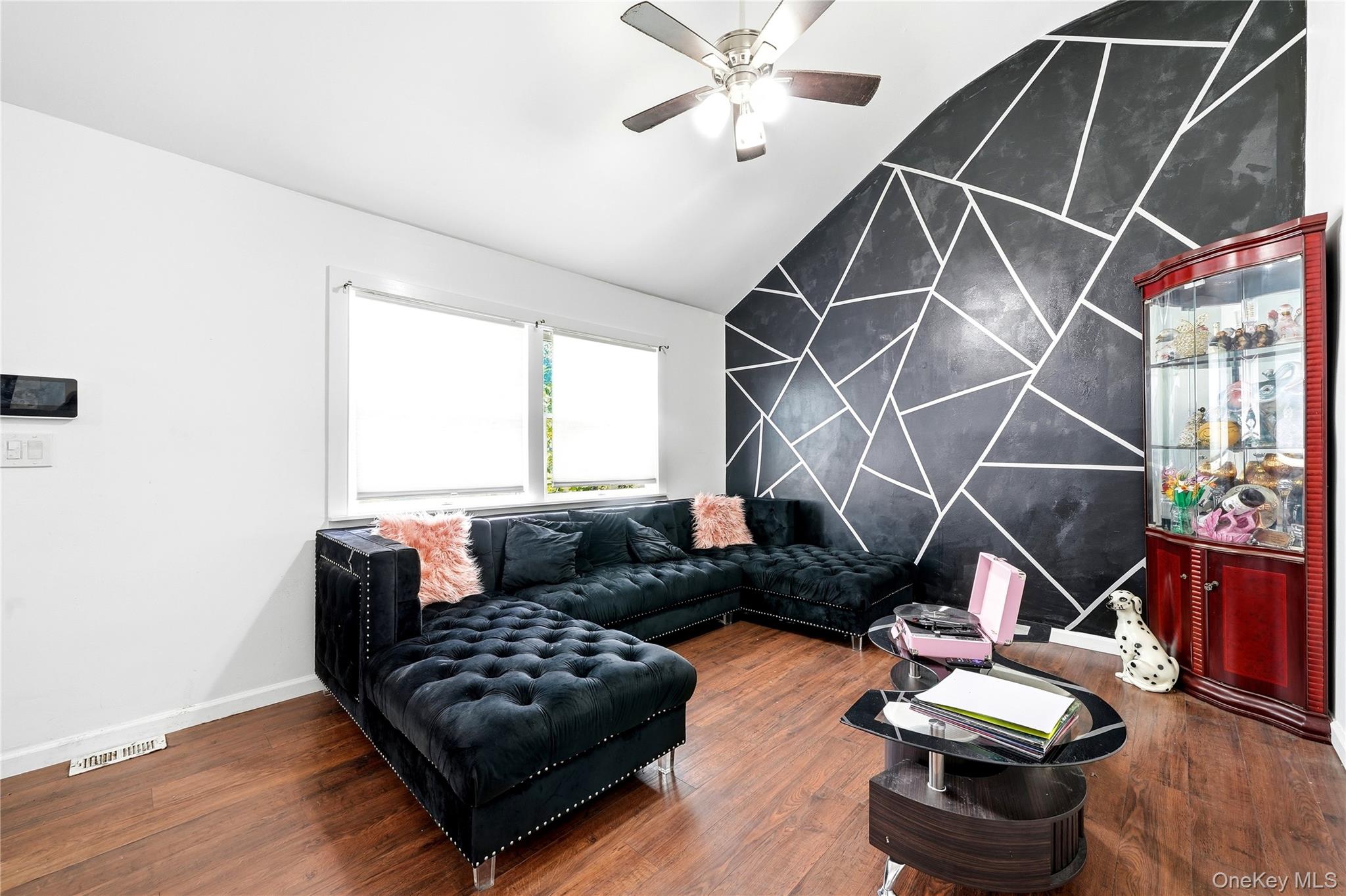 949 Taylor Avenue – For Sale photo 5