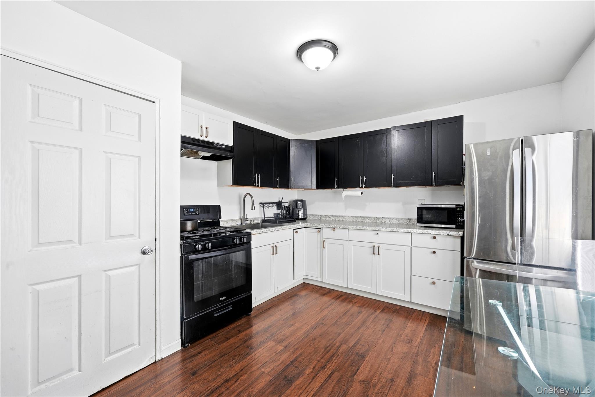 949 Taylor Avenue – For Sale photo 9