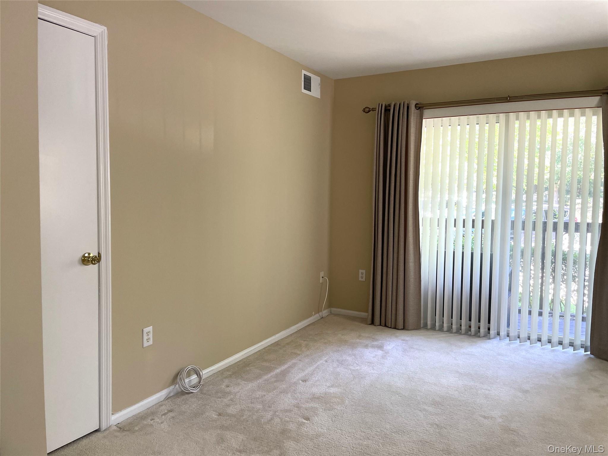 660 E Crooked Hill Road – For Sale photo 12