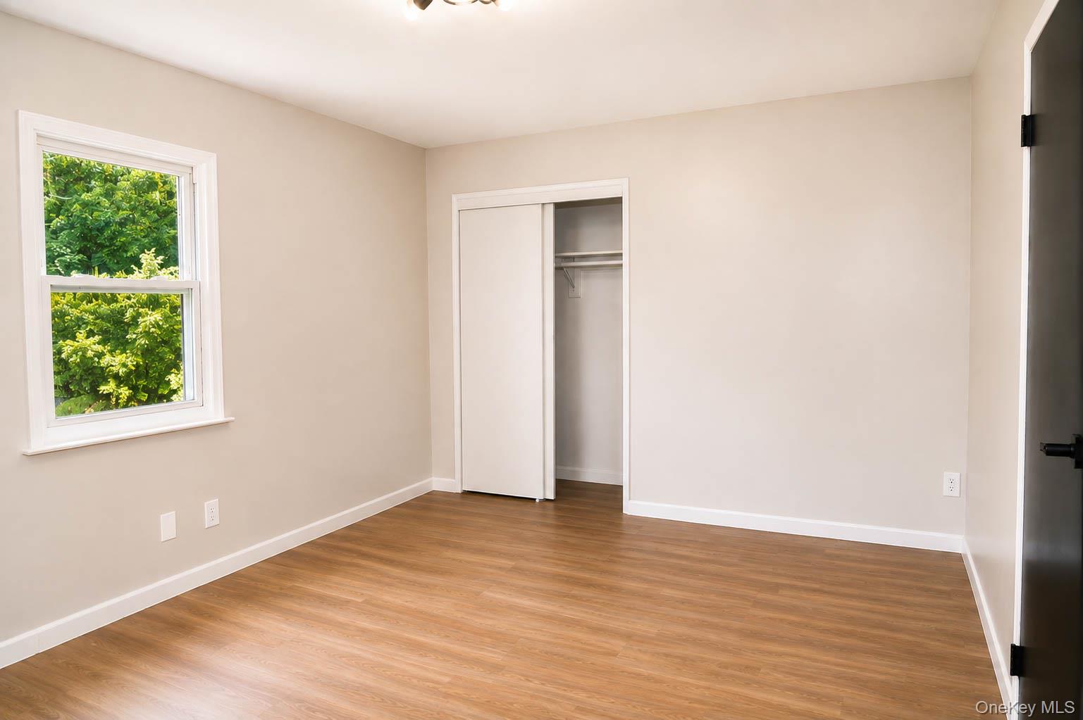 201 Ludingtonville Road, Unit 1A photo 7