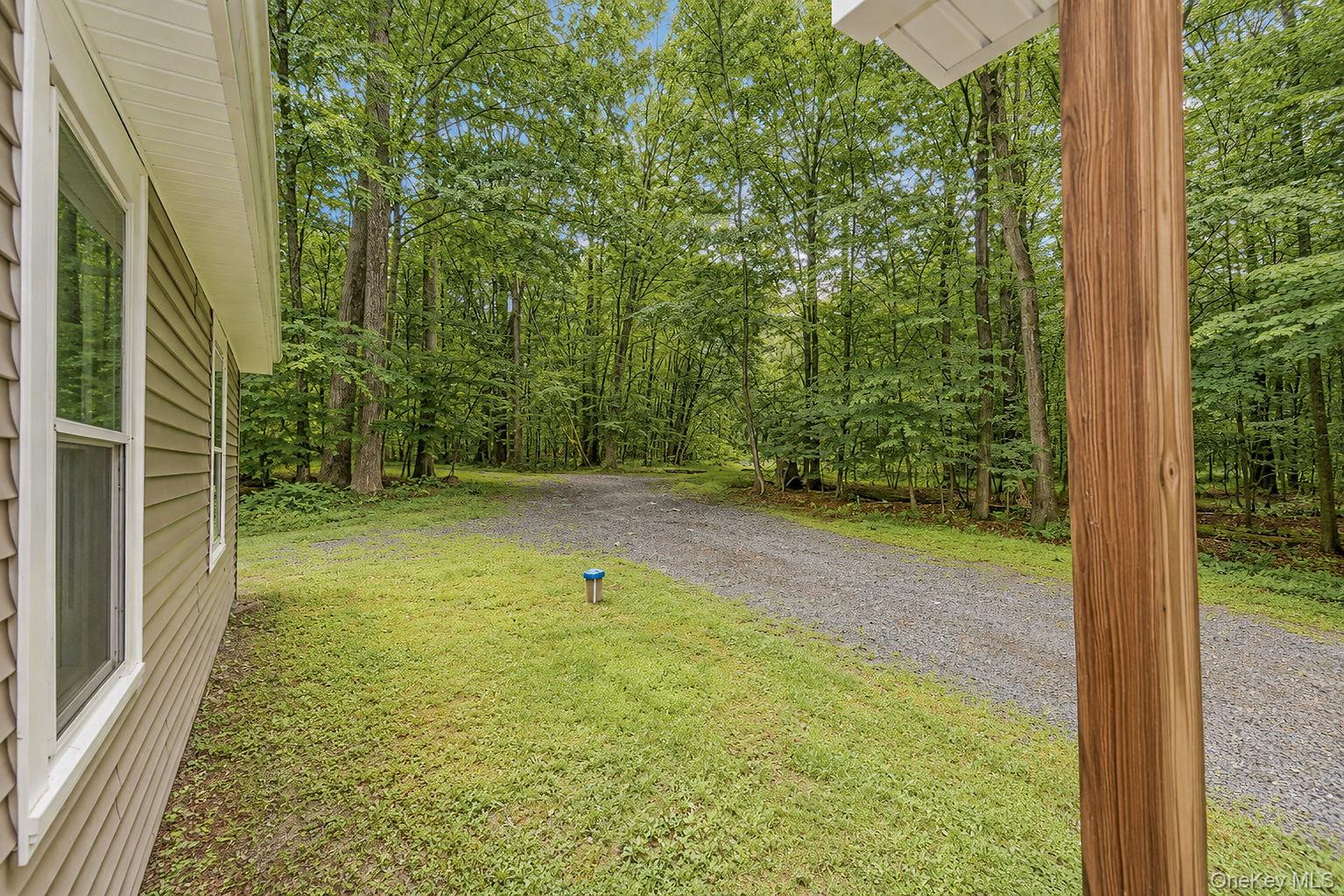 69 Glazer Drive – For Sale photo 33