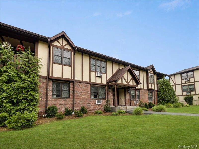 494 Sierra Vista Lane – For Sale photo 2