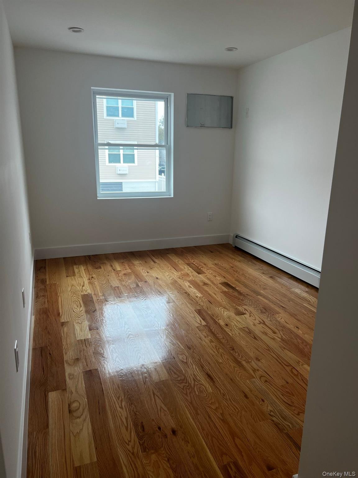628 Beach Street, Unit 1 photo 2