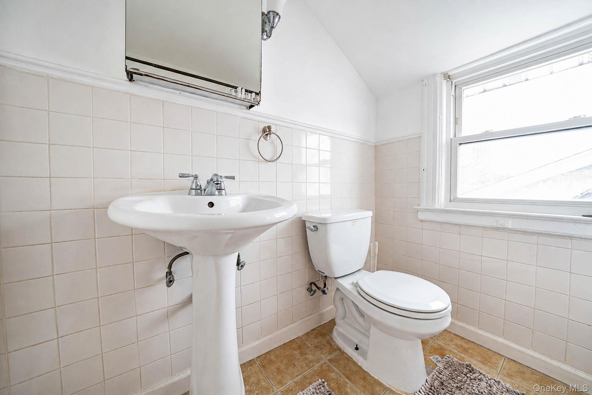 425 S Columbus Avenue – For Sale photo 16