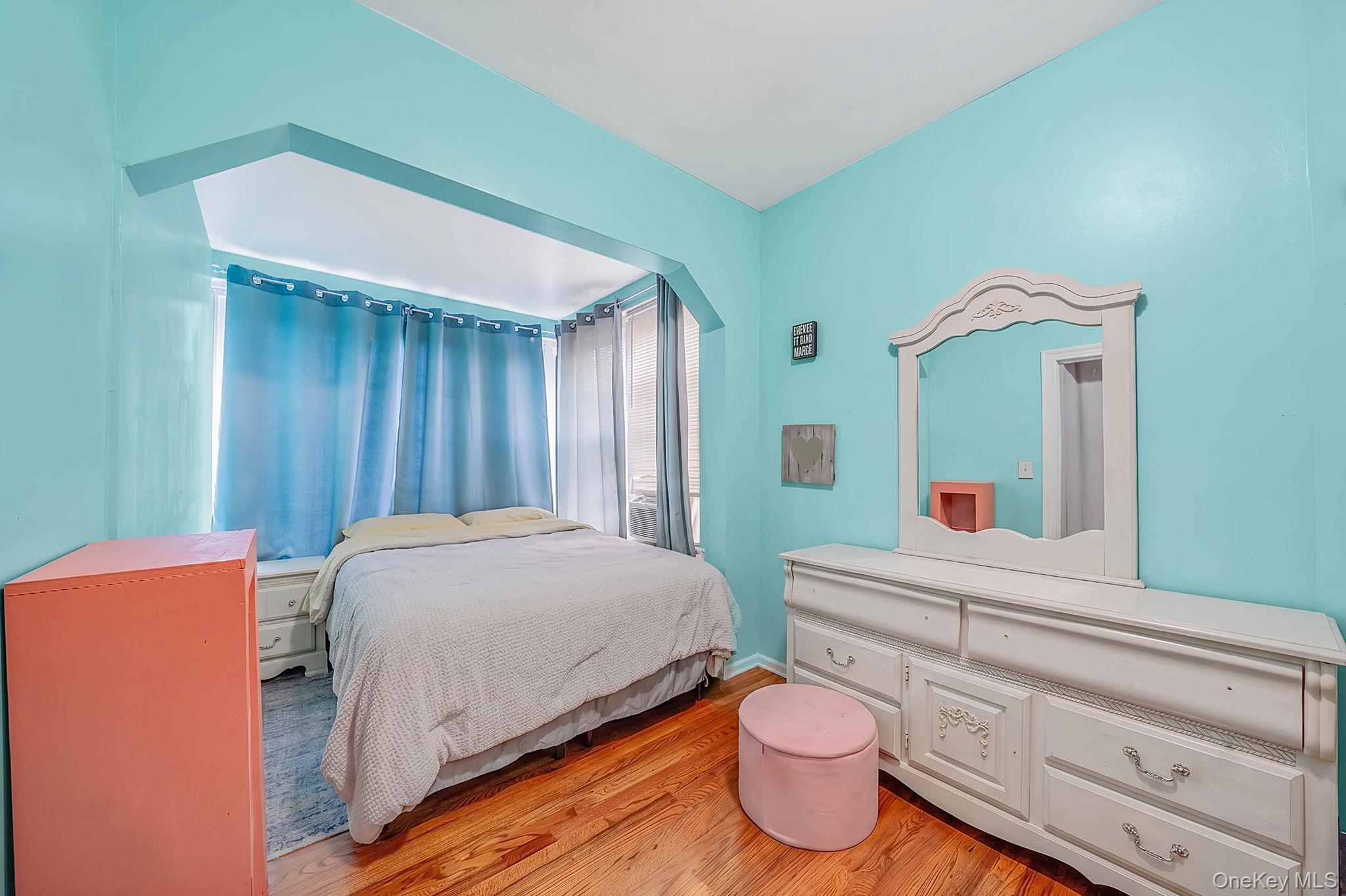 425 S Columbus Avenue – For Sale photo 8