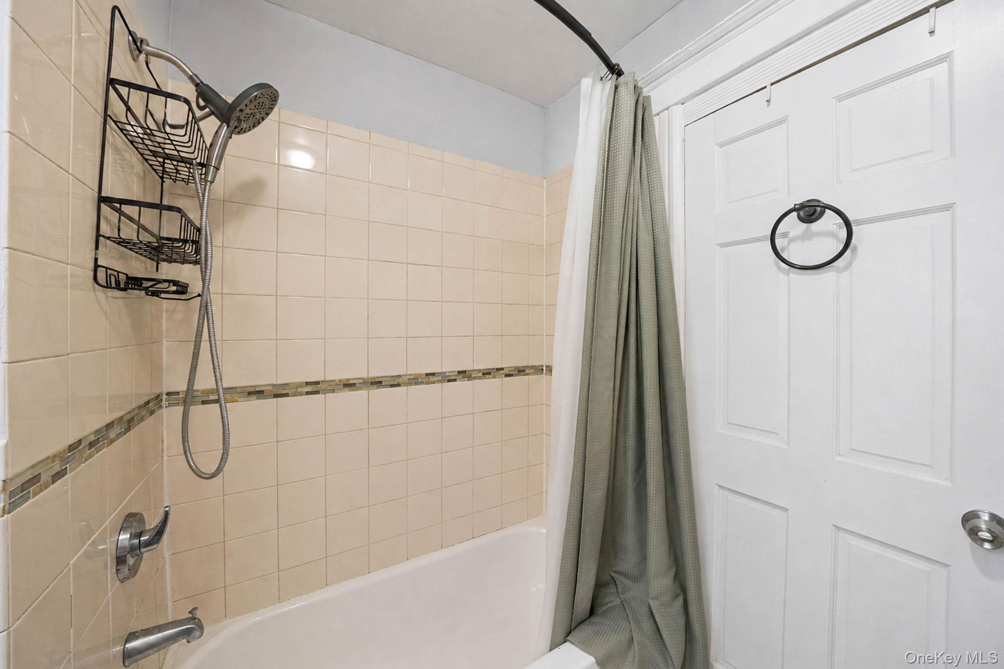 425 S Columbus Avenue – For Sale photo 10